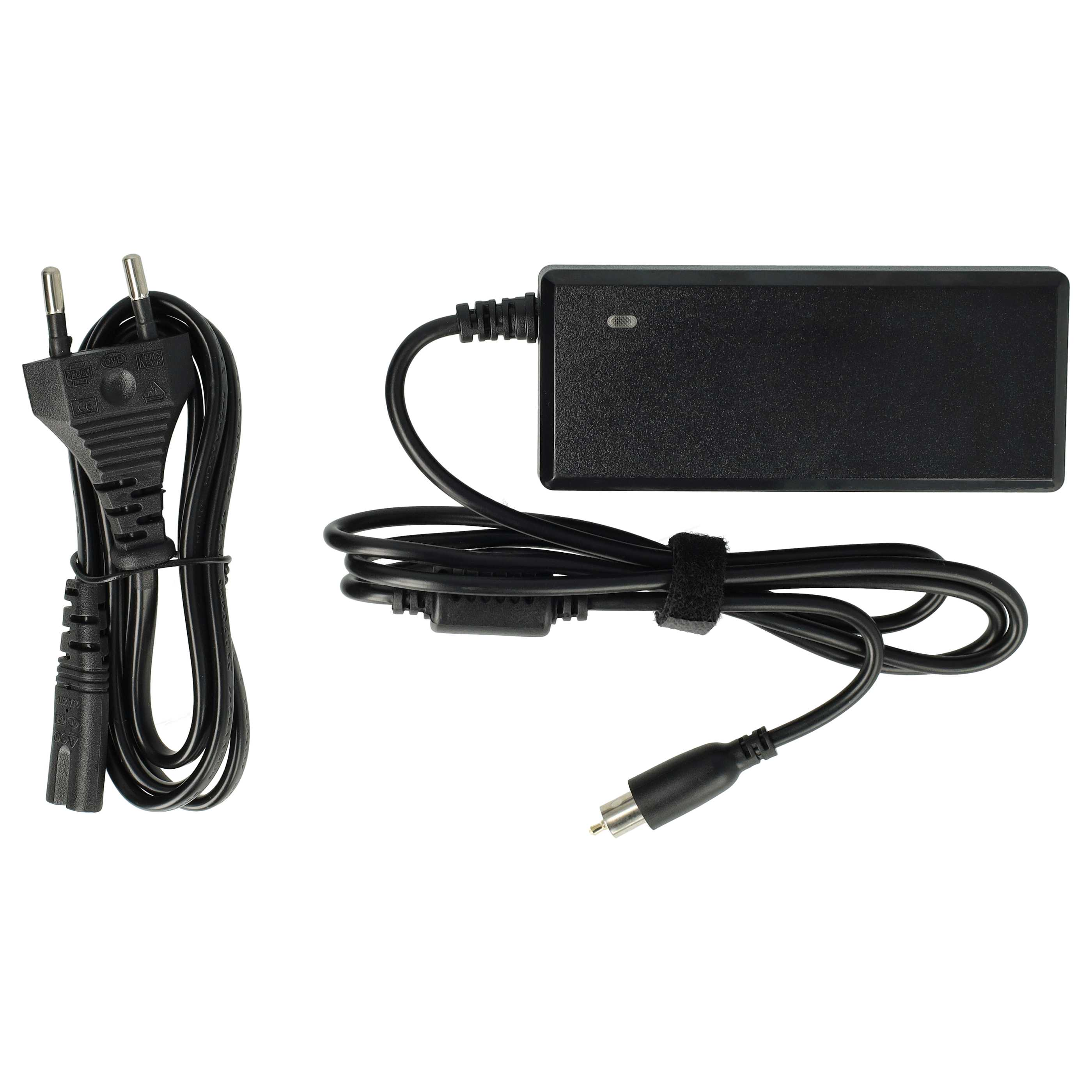 Schwarzes Laptop-Ladegerät mit Zweipolstecker, Netzteil und Stecker, alles auf weißem Hintergrund.
