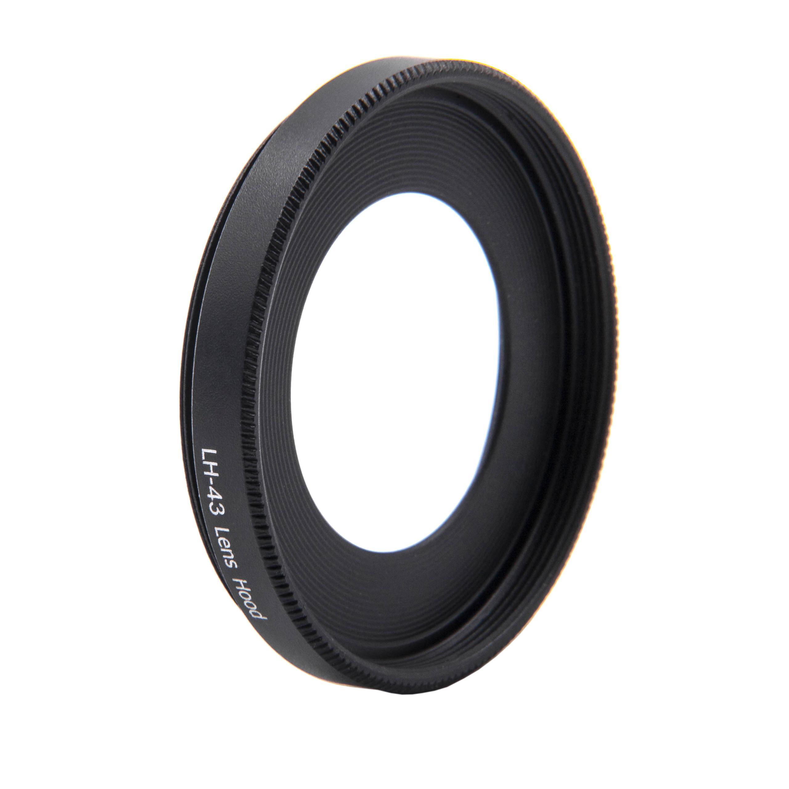 Eine schwarze LH-43-Objektivschutzblende, kreisförmig, vor weißem Hintergrund. Der Text 'LH-43 Lens Hood' ist sichtbar.