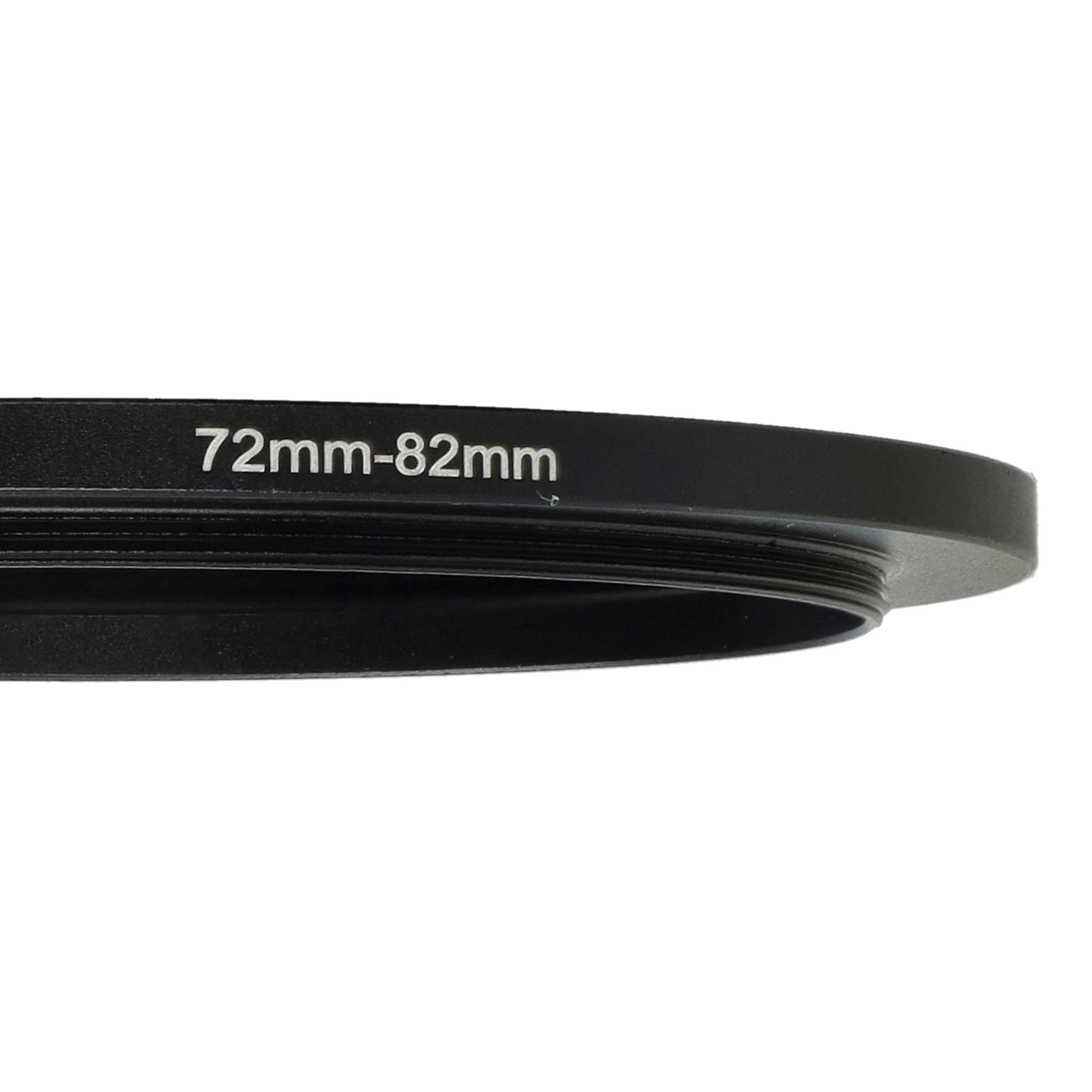 Ein schwarzer Objektivadapterring mit weißem Text '72mm-82mm' auf weißem Hintergrund.
