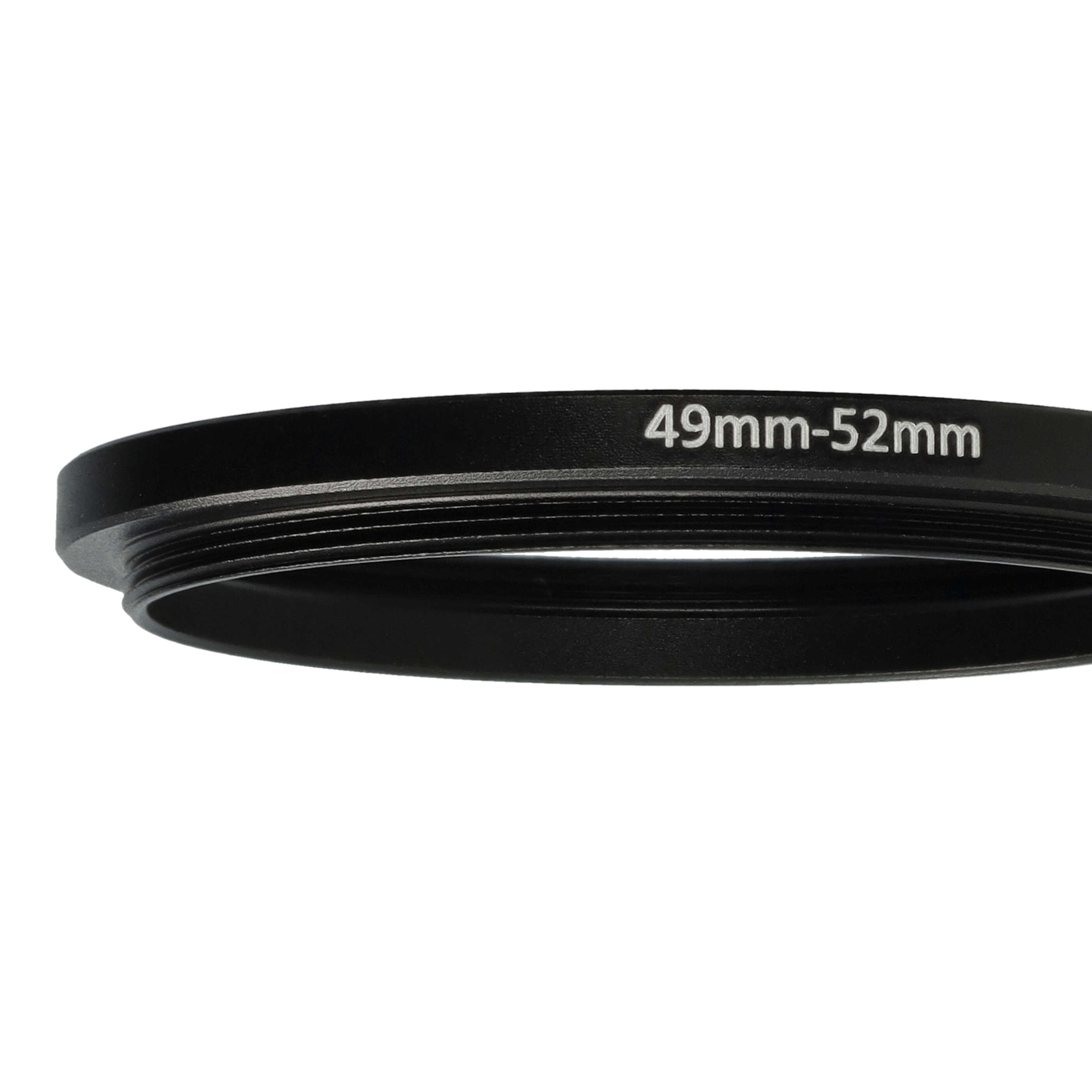 Ein schwarzer Metallring mit weißem Text '49mm-52mm'. Der Hintergrund ist weiß.
