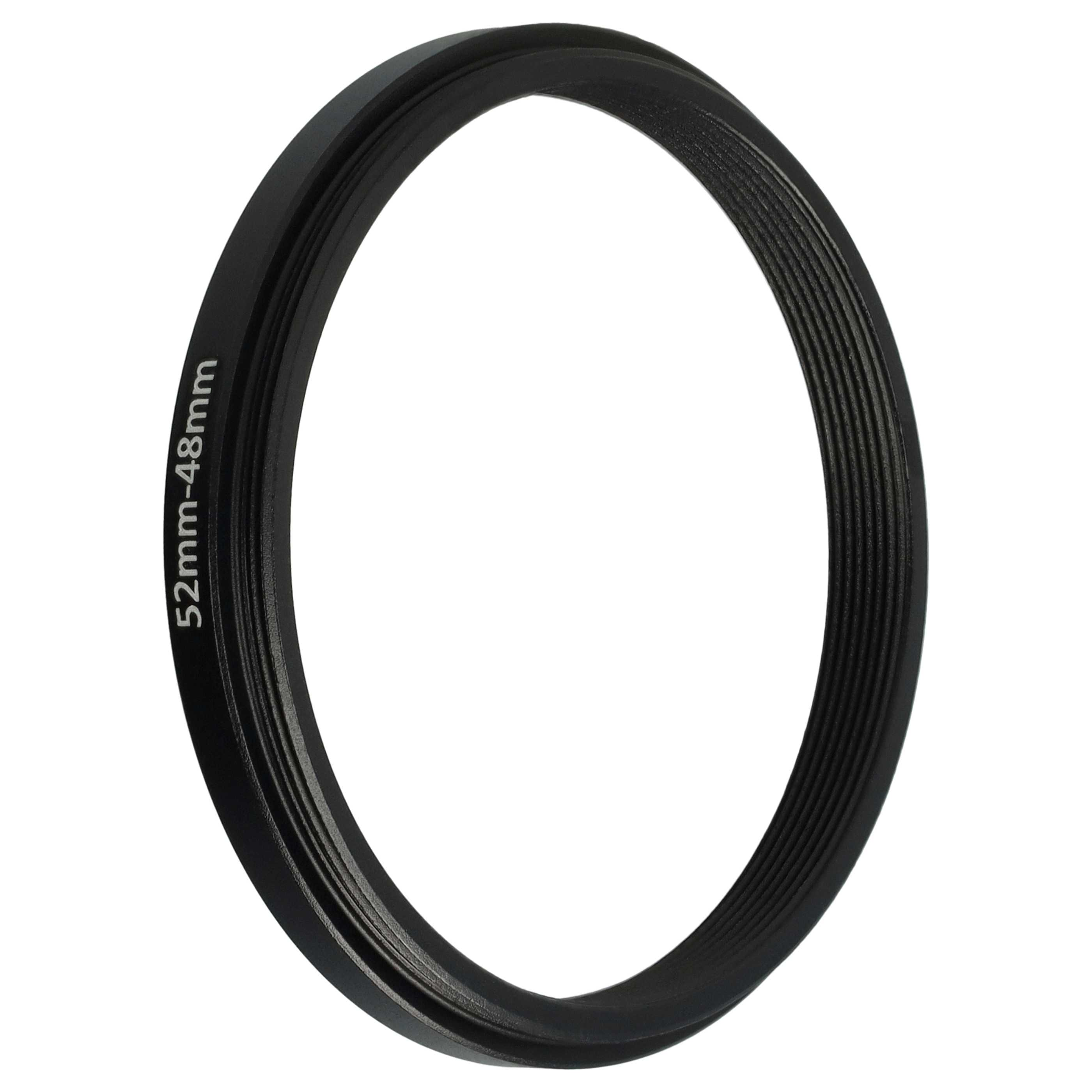 Ein schwarzer 52-mm-48-mm-Objektivadapterring auf weißem Hintergrund. Der Ring ist kreisförmig mit strukturierter Innenfläche.