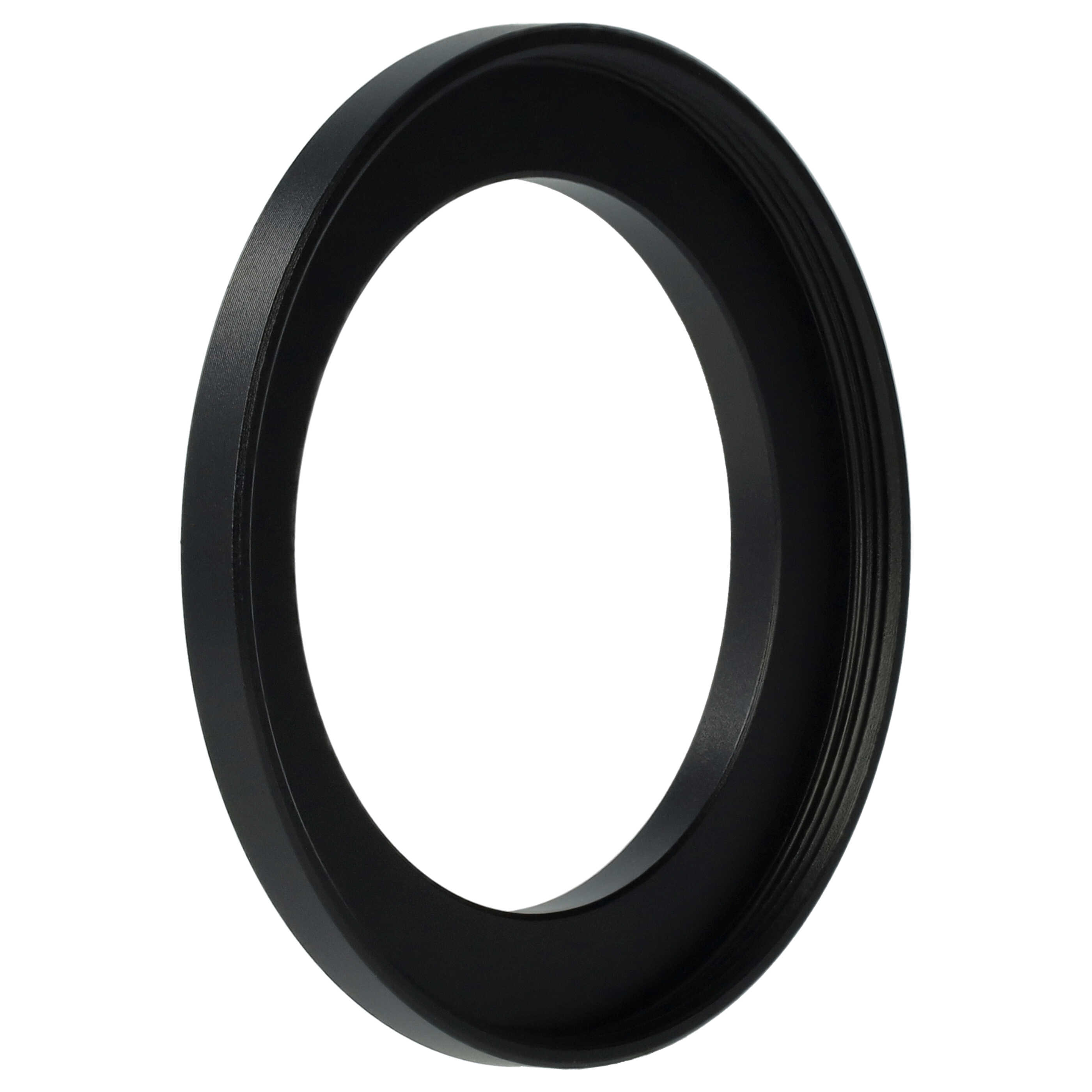 Ein schwarzer Metallring vor weißem Hintergrund. Der Ring hat eine kreisförmige Form und ist leicht abgewinkelt.