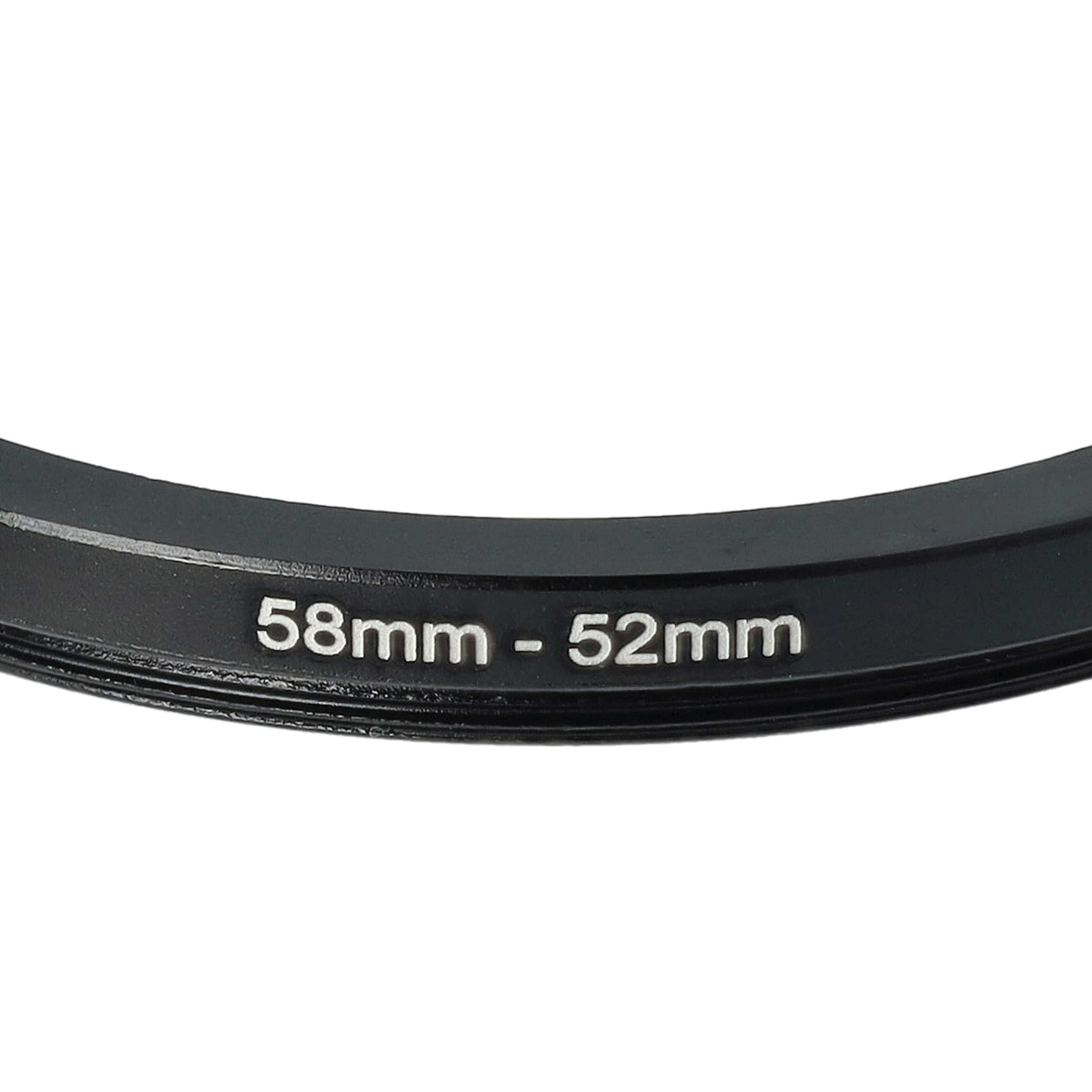 Schwarzer Objektivadapterring mit weißem Text: 58mm - 52mm. Weißer Hintergrund.