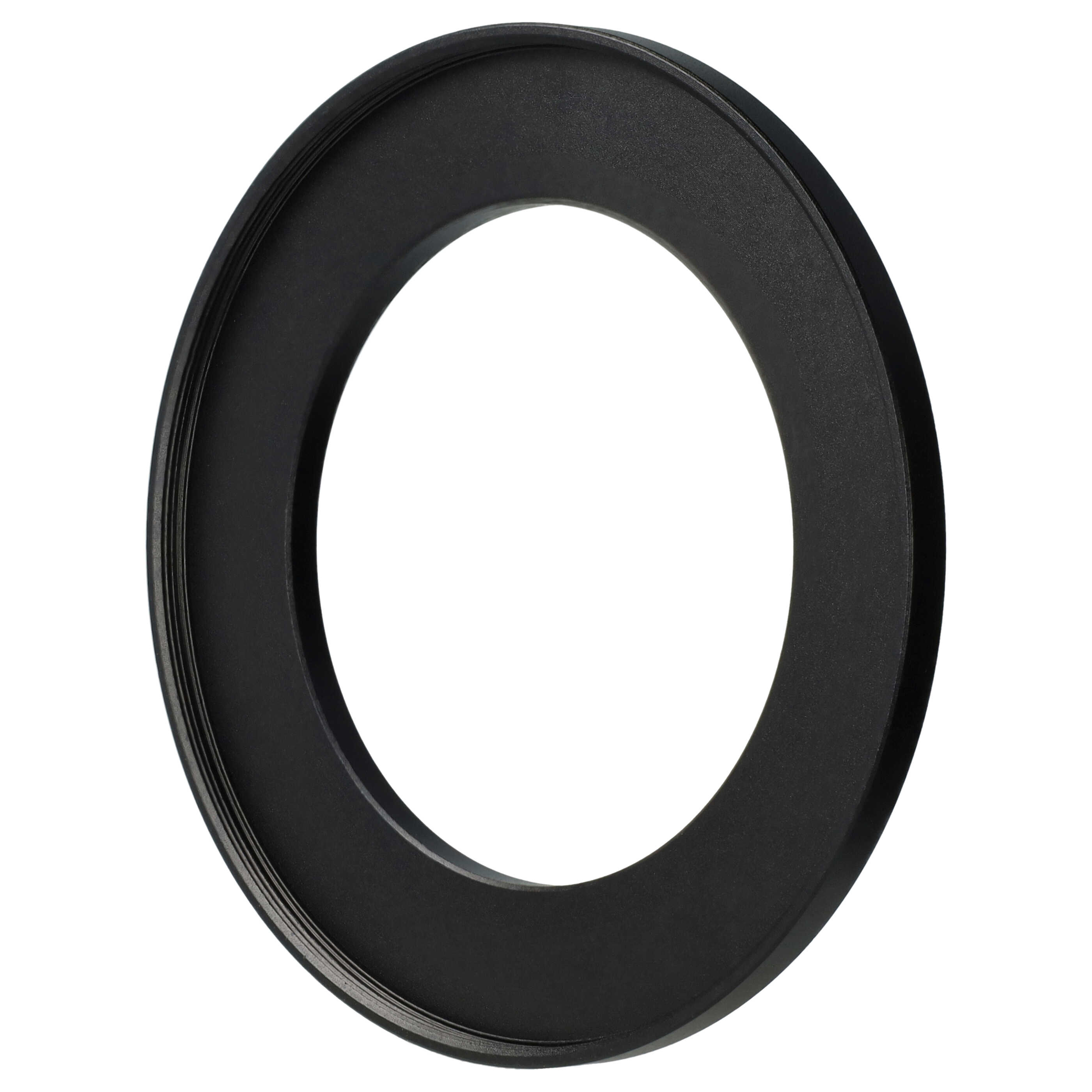 Ein schwarzer, kreisförmiger Objektivadapterring ist auf weißem Hintergrund zentriert. Der Ring hat eine strukturierte Oberfläche.