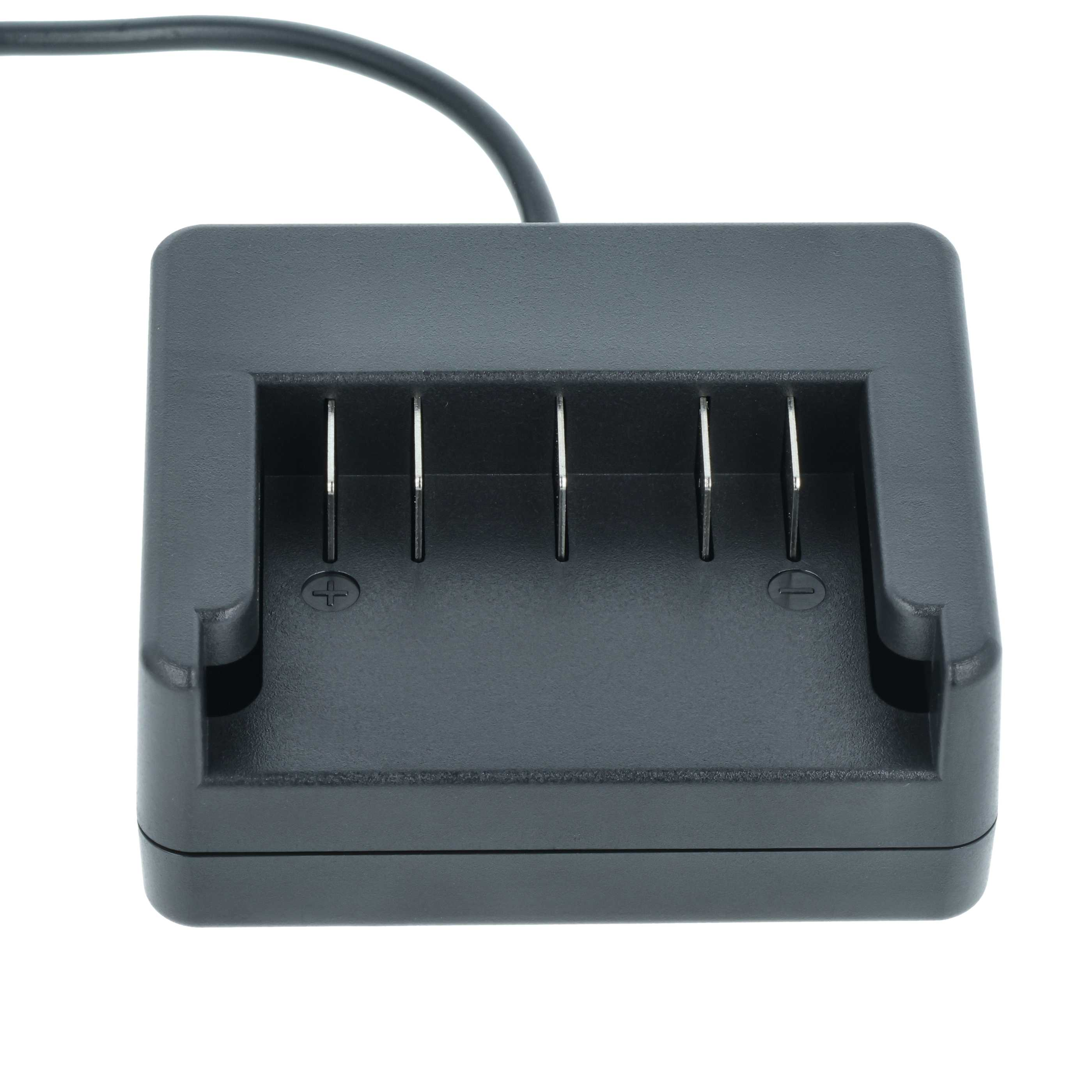 Ein dunkelgraues Batterieladegerät mit vier Schlitzen und einem schwarzen Kabel auf weißem Hintergrund.