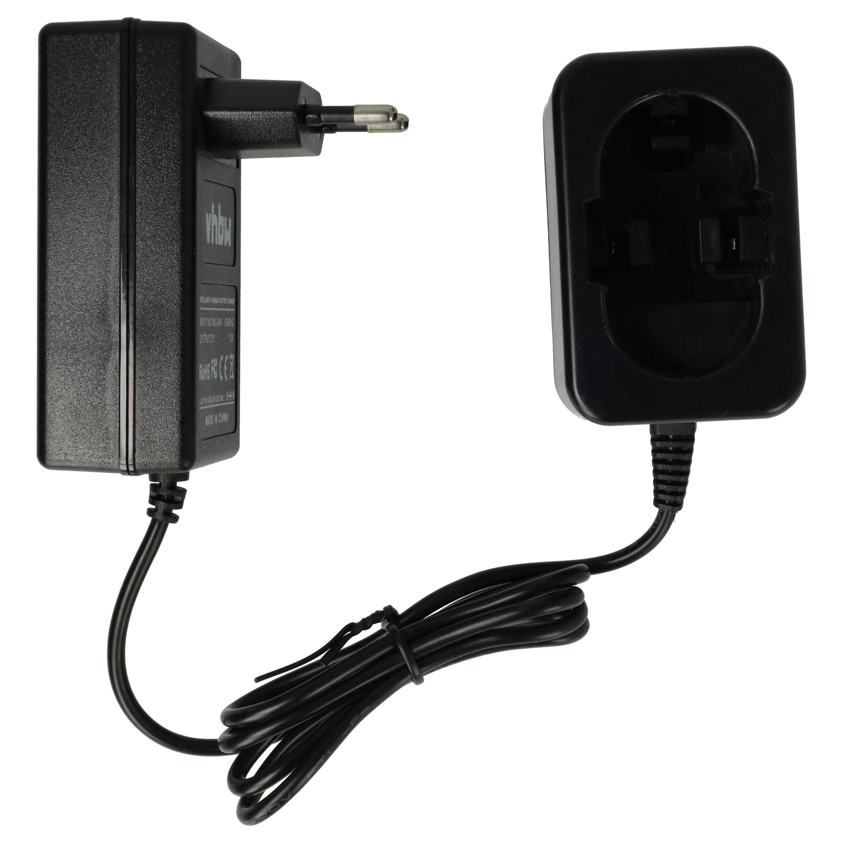 Ein schwarzes Netzteil mit Stecker und Ladeanschluss, verbunden durch ein schwarzes Kabel, vor weißem Hintergrund.