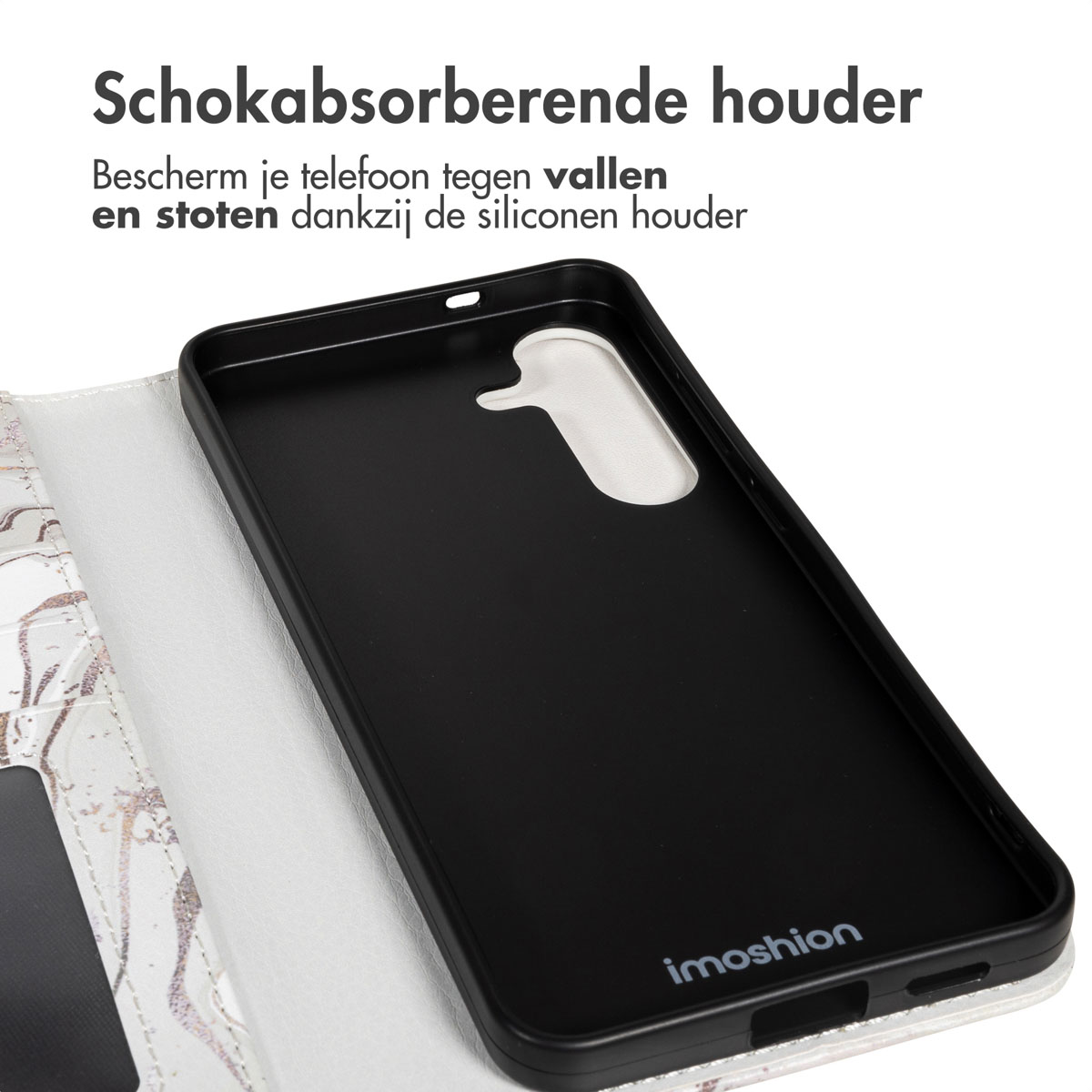 Zwarte telefoonhoes met een wit en marmerachtig patroon. De hoes is open en toont de binnenkant en het merk 'imoshion'.