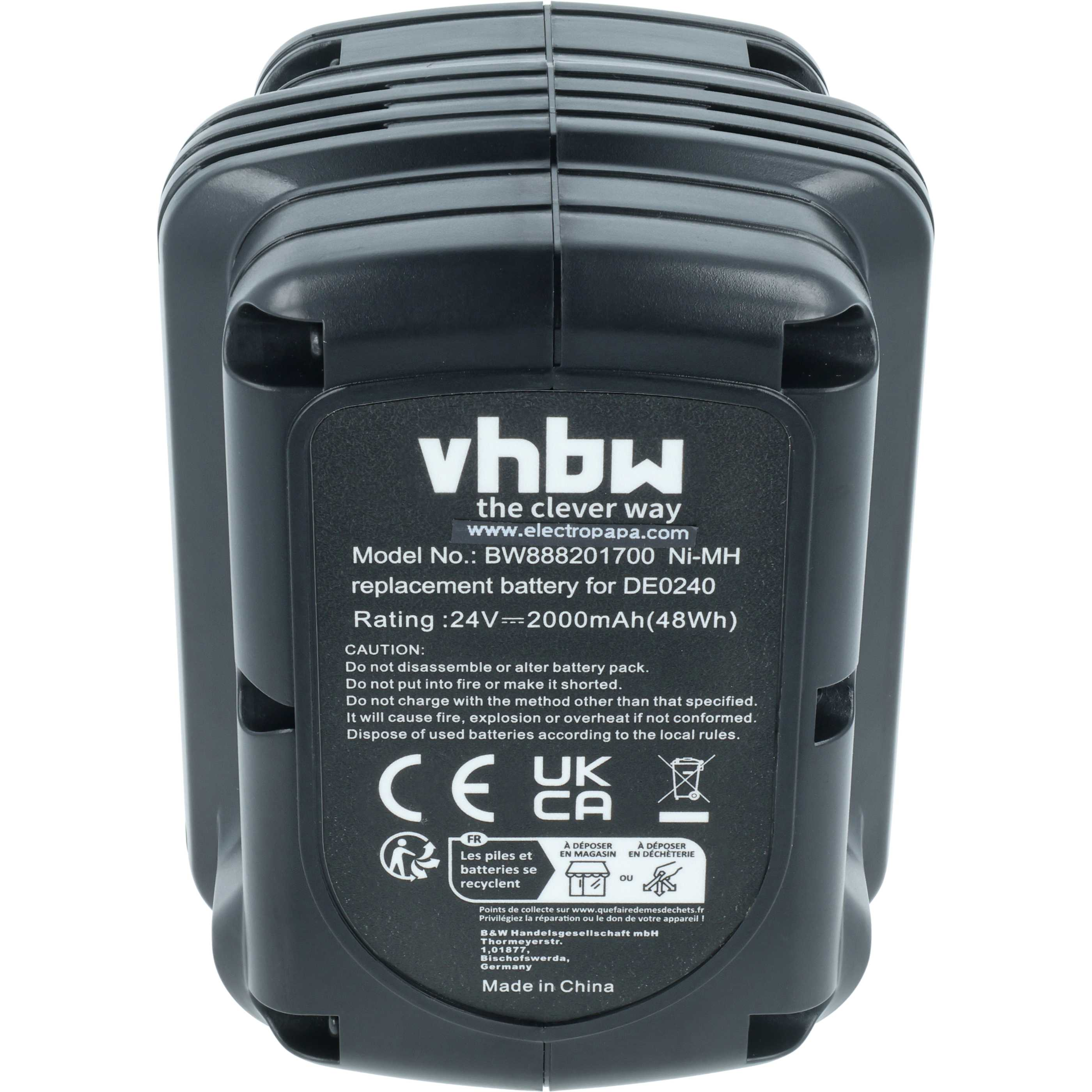 Schwarzer vhbw-Akkupack für DE0240. Er hat Warnhinweise und ein Etikett mit Modelldetails. Hergestellt in China.