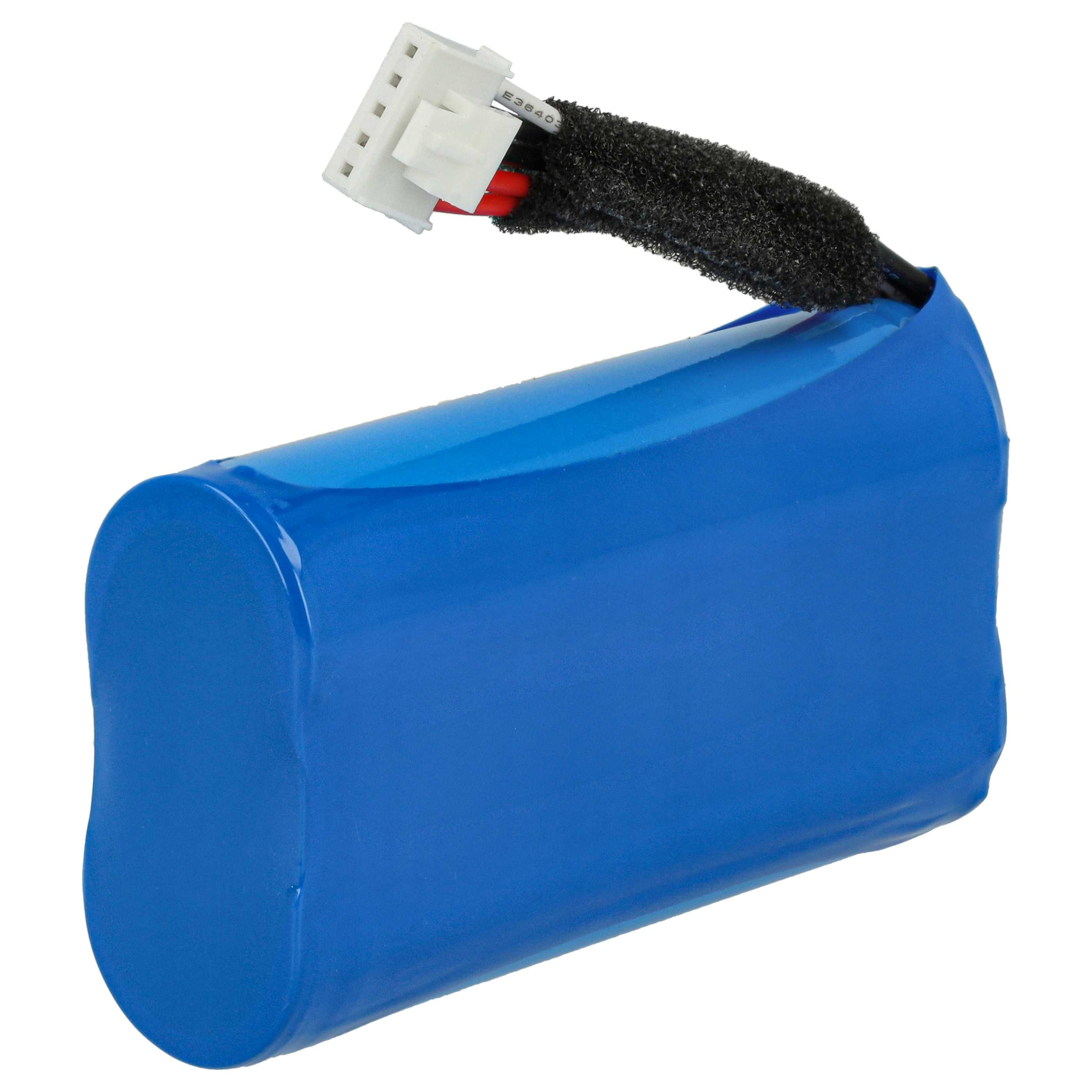 Ein blauer, zylindrischer Akku mit weißem Stecker und schwarzer Isolierung. Drähte erstrecken sich vom Stecker. Weißer Hintergrund.