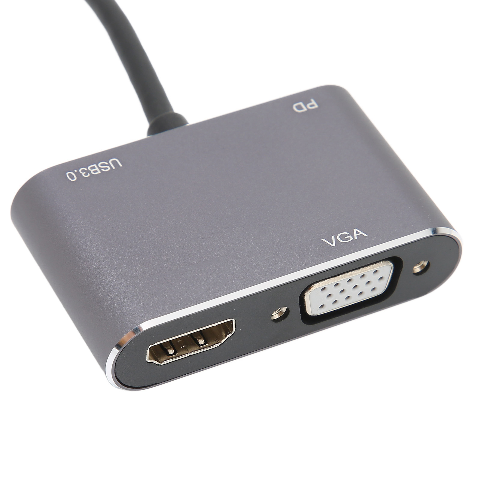 Ein grauer Adapter mit HDMI-, VGA- und USB 3.0-Anschlüssen. Er hat auch ein schwarzes Kabel und die Aufschriften "PD" und "USB3.0".