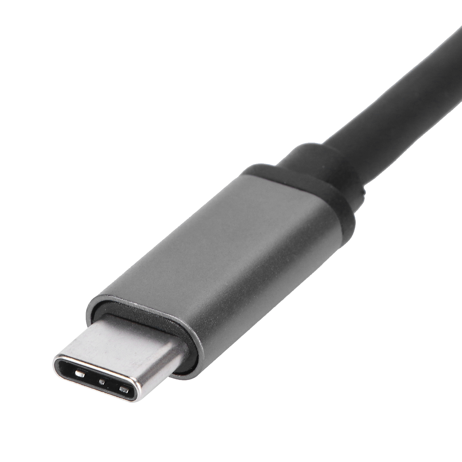 Nahaufnahme eines USB-C-Anschlusses. Der Stecker ist grau, das Kabel schwarz. Der Hintergrund ist weiß.