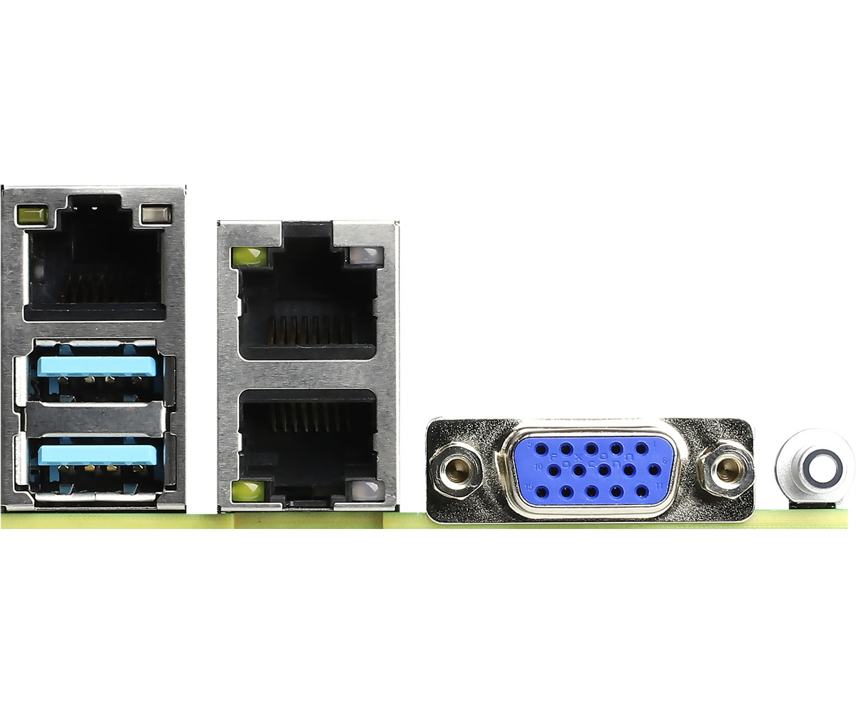 Primo piano del pannello posteriore di un computer. Presenta porte USB, porte Ethernet e una porta VGA.