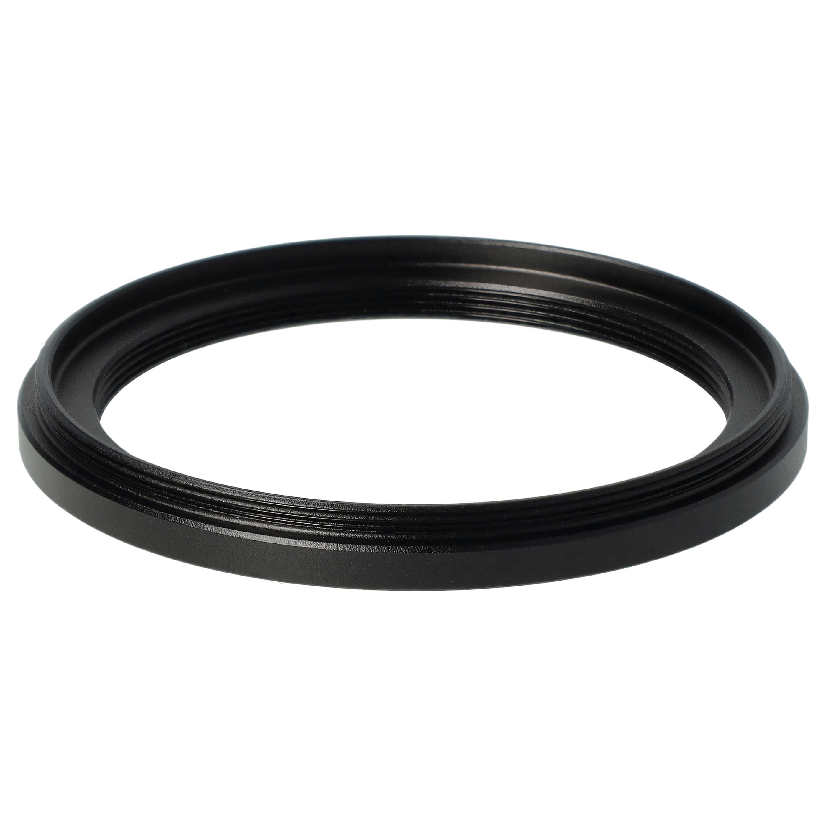Ein schwarzer, kreisförmiger Metallring mit Innengewinde, vor weißem Hintergrund. Der Ring ist scharf fokussiert.