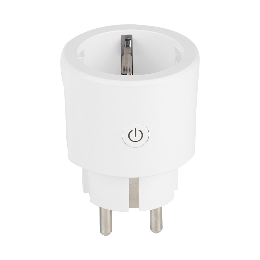 Ein weißer Smart-Stecker mit einem Ein-/Ausschalter. Er hat zwei Metallstifte und eine vertiefte Steckdose. Der Hintergrund ist weiß.