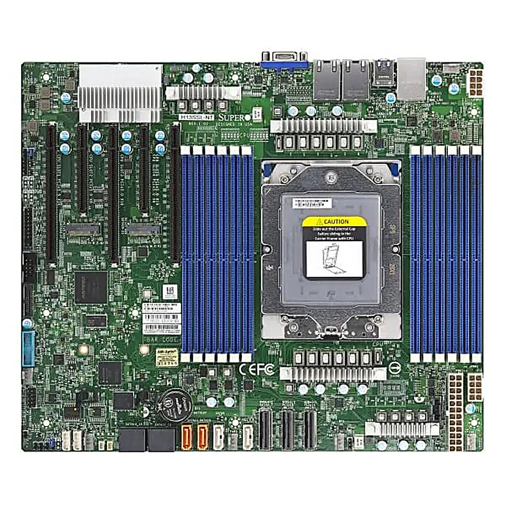 Una scheda madre verde per computer con slot RAM blu e un socket CPU centrale, etichettato con cautela