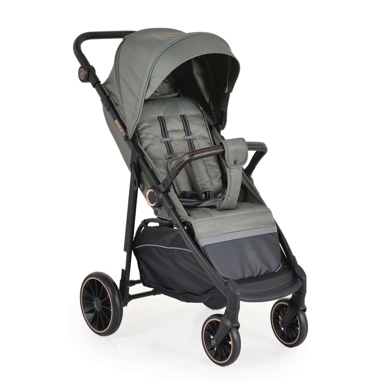 Ein grauer Kinderwagen mit schwarzem Rahmen, mit Verdeck, Sitz und Rädern. Er steht auf weißem Hintergrund.