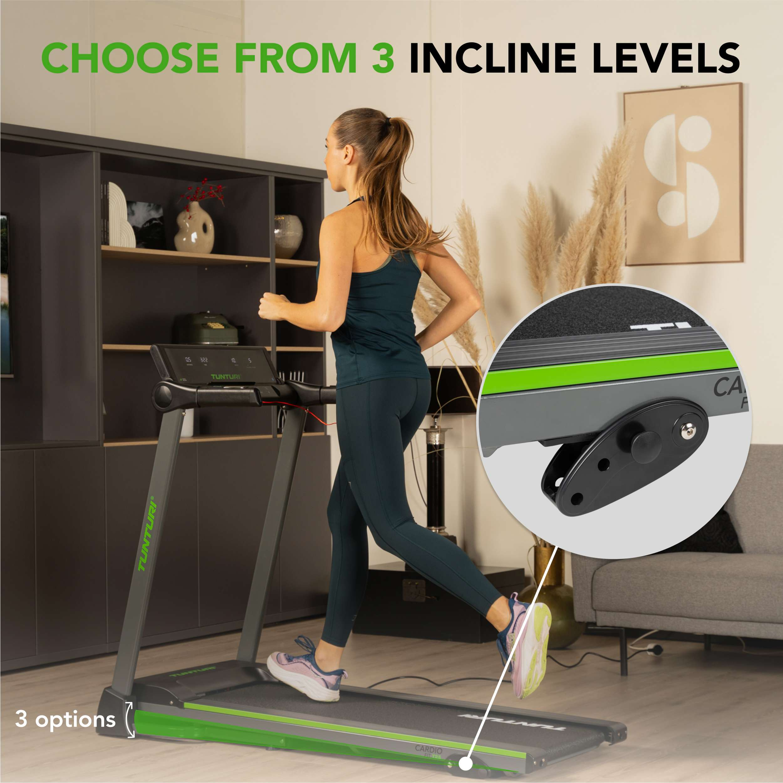 Een vrouw rent binnen op een loopband. Tekst zegt: "Kies uit 3 hellingsniveaus." De machine heeft een groene accent en een detail.