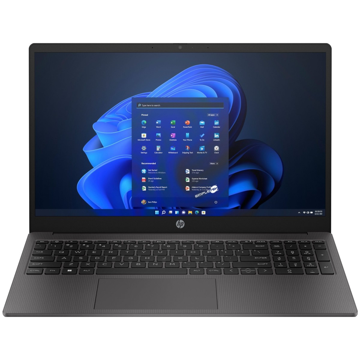 Un laptop HP mostra la schermata iniziale di Windows 11. La tastiera è visibile. Lo schermo mostra icone di app e una barra di ricerca.