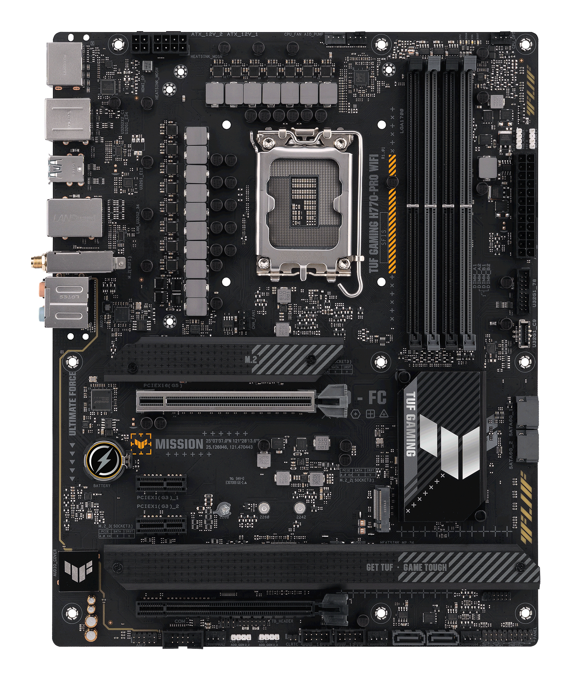 Schwarzes Motherboard mit silbernem CPU-Sockel, Steckplätzen und Beschriftungen. Mit TUF GAMING und WIFI.