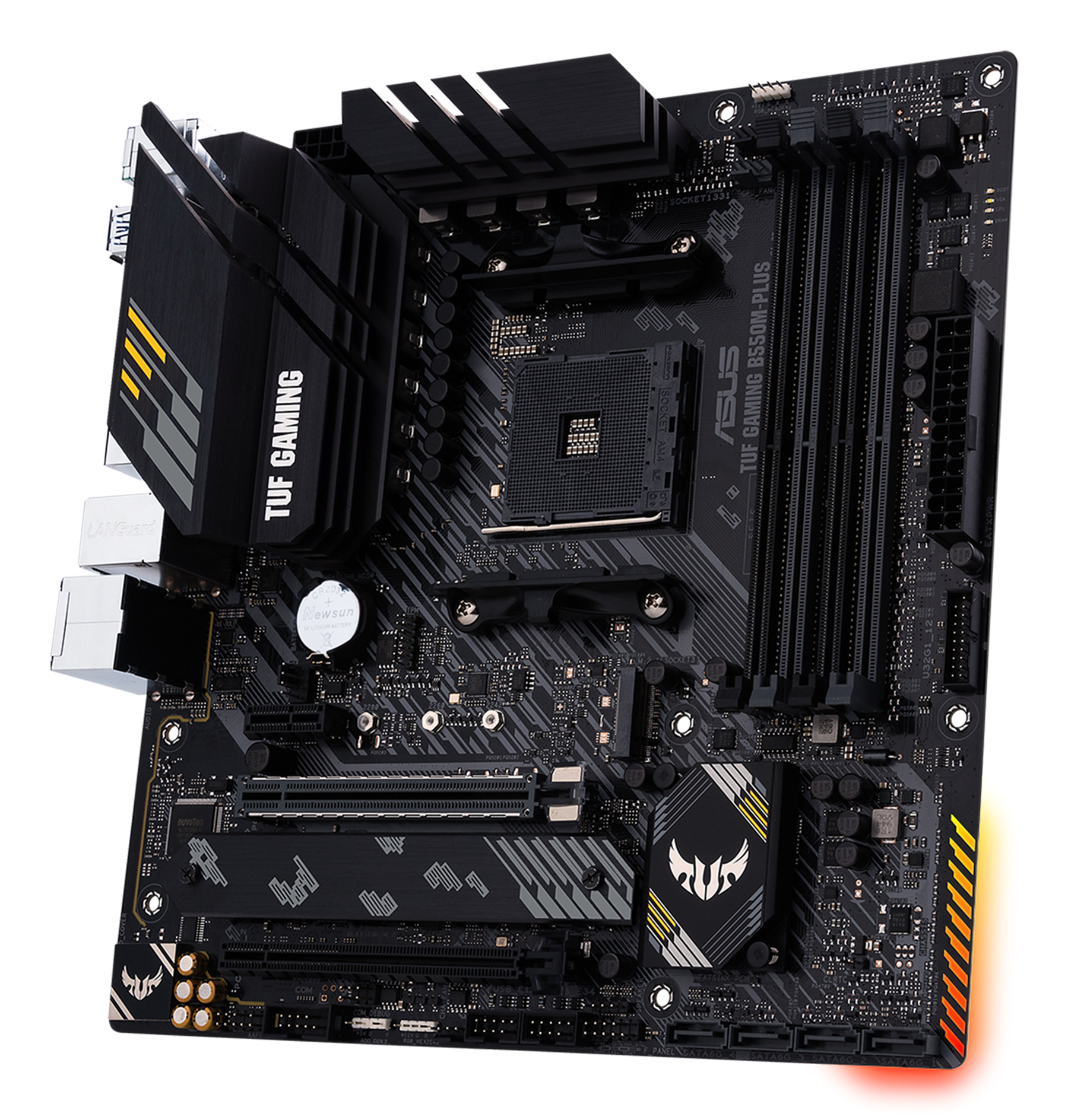 Schwarzes ASUS TUF Gaming B550M-PLUS-Motherboard mit gelben Akzenten. Es hat verschiedene Anschlüsse, Steckplätze und Kühlkörper.