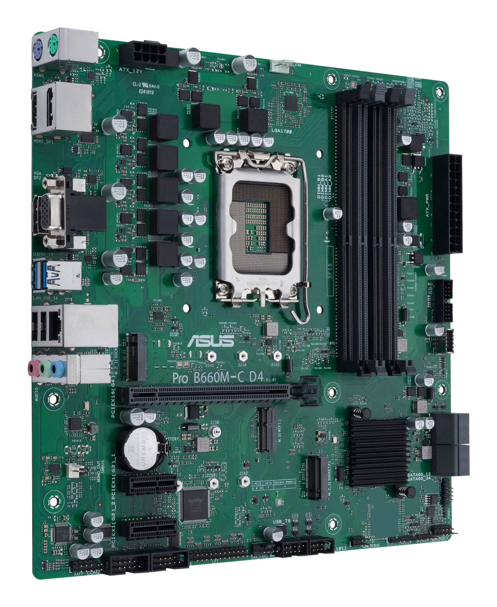 Scheda madre di computer verde con vari componenti, porte e slot, su sfondo bianco.