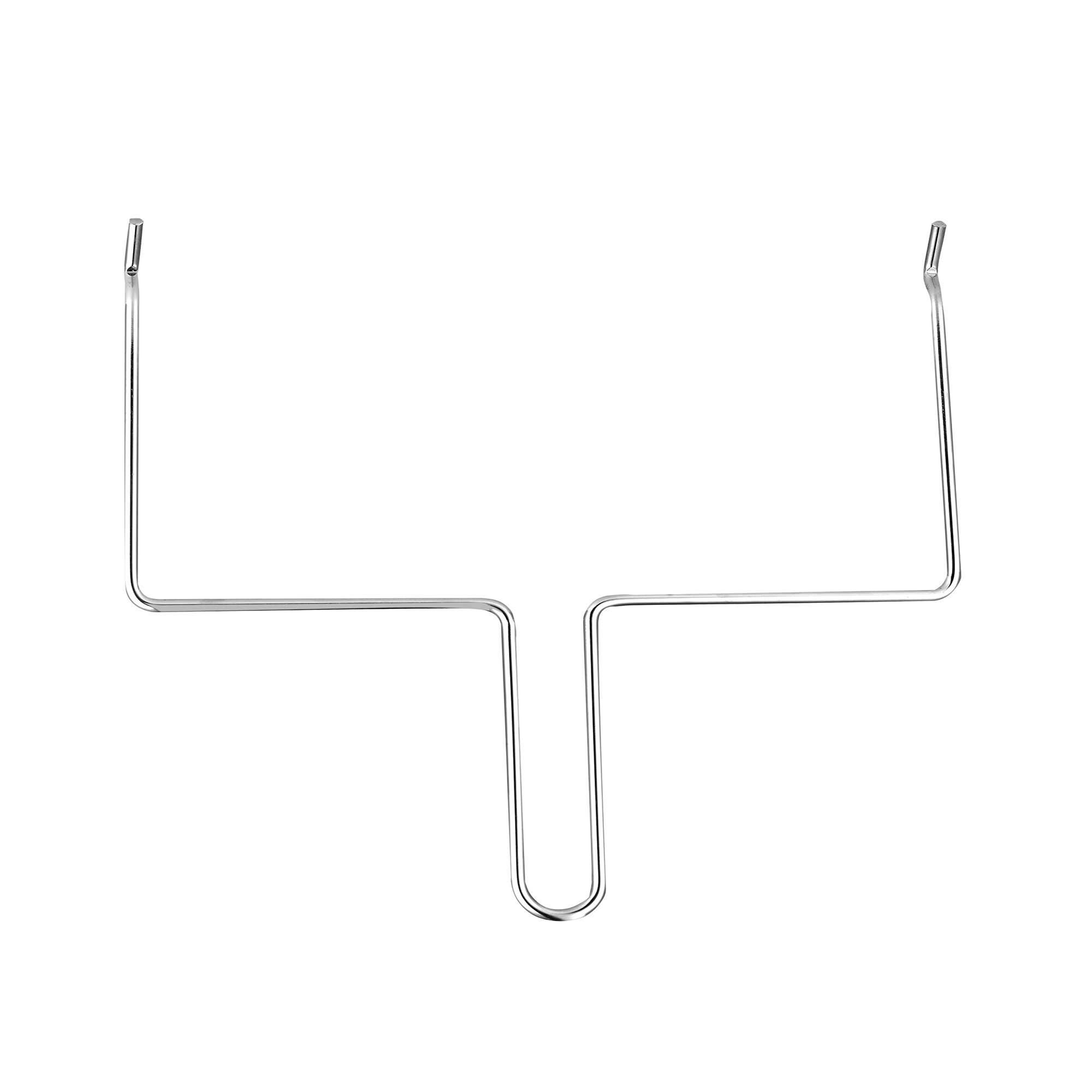 Una rejilla metálica cromada, en forma de U invertida con una extensión en forma de T en la parte inferior.