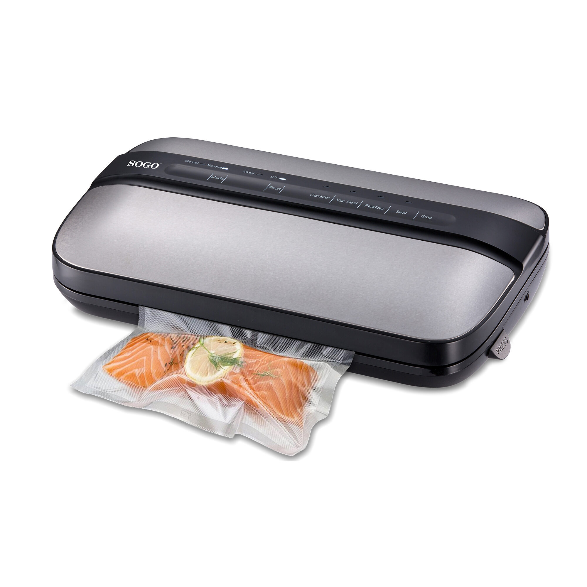 Sigillatrice sottovuoto con salmone e fette di limone in un sacchetto di plastica. La sigillatrice è argento e nera.