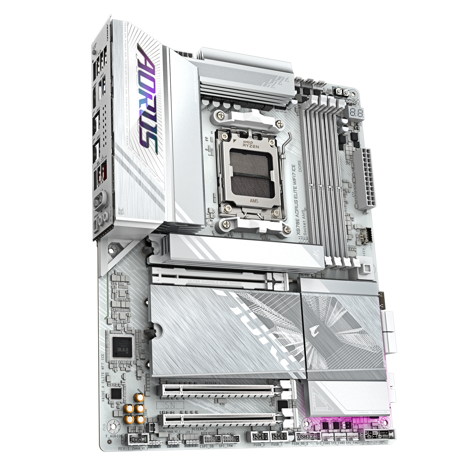 Een wit AORUS X870E moederbord met een AMD Ryzen CPU socket. Het heeft meerdere slots, poorten en het AORUS logo.