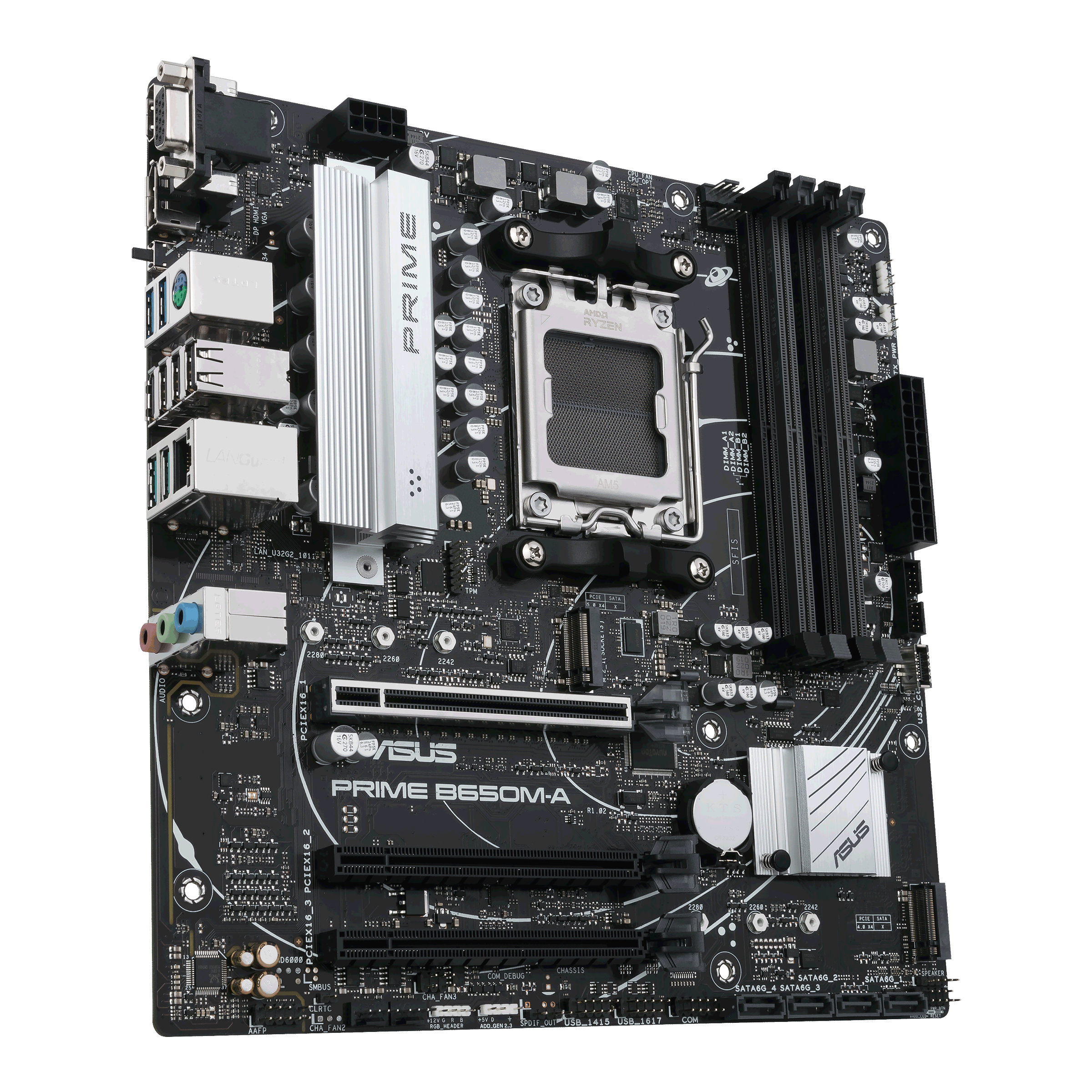 Scheda madre ASUS B650M-A nera. Loghi PRIME e ASUS argentati. Dispone di varie porte, slot e componenti.