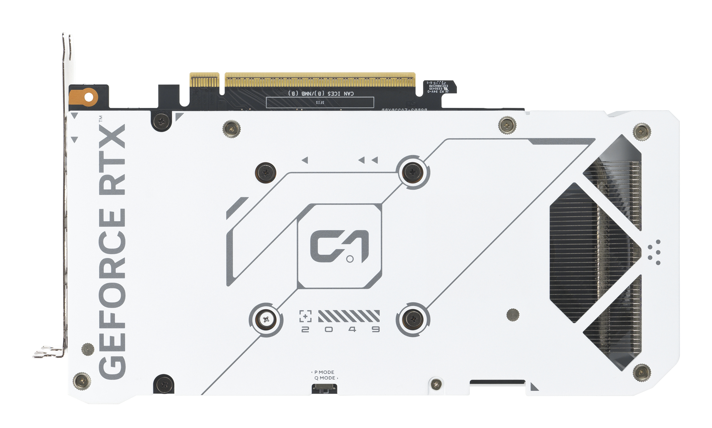 Tarjeta gráfica blanca con una placa de circuito negro. La tarjeta tiene el texto GEFORCE RTX. Un diseño plateado y negro está en la superficie blanca.