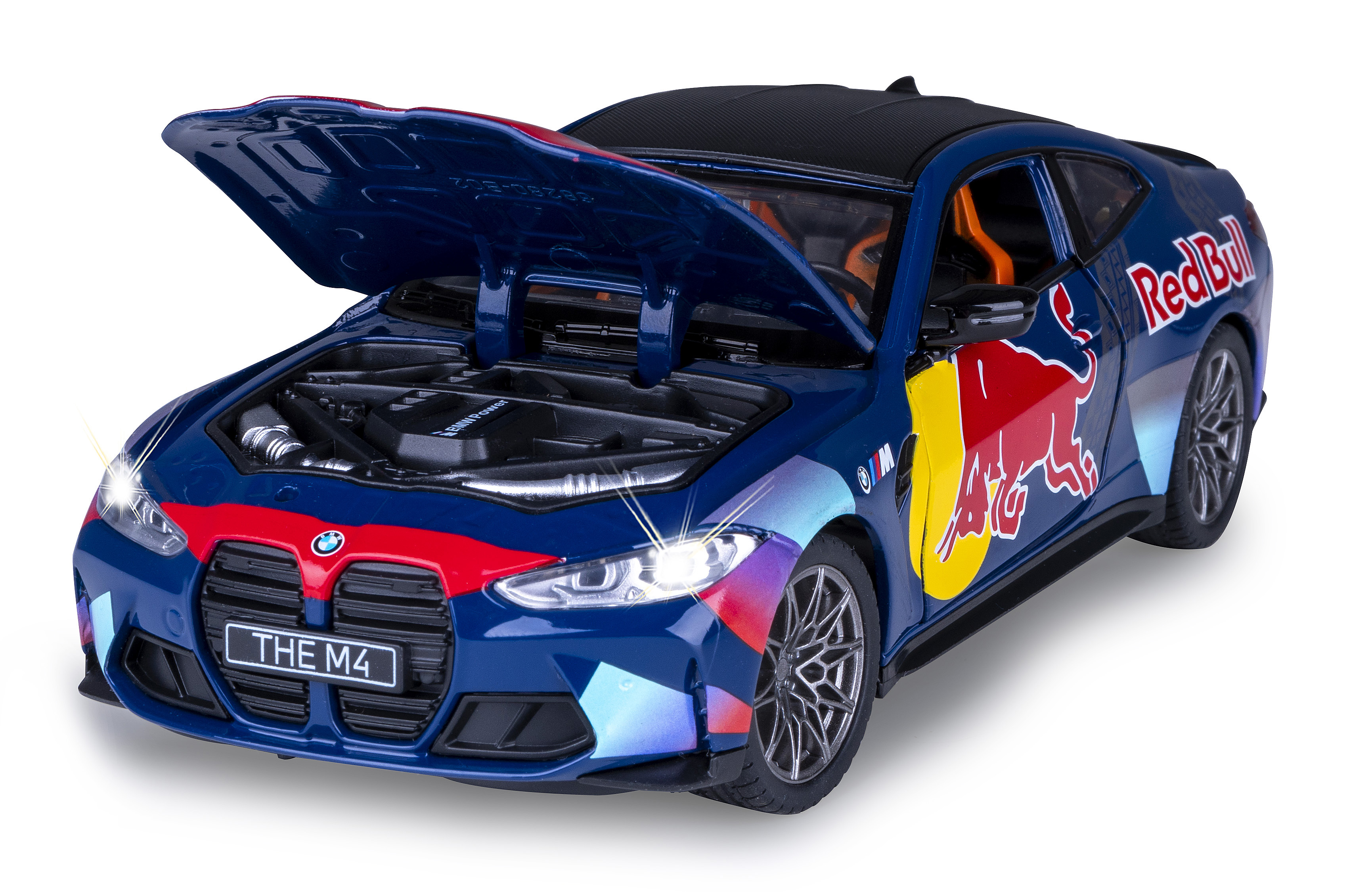 Blaues BMW M4 Spielzeugauto, Motorhaube offen, mit Red Bull-Branding. Merkmale sind Scheinwerfer und ein detaillierter Motorraum.