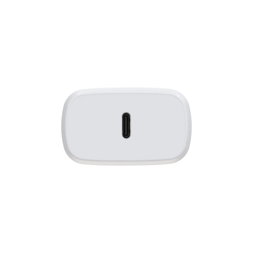 Ein weißes rechteckiges Ladegerät mit abgerundeten Kanten und einem schwarzen USB-C-Anschluss in der Mitte. Weißer Hintergrund.
