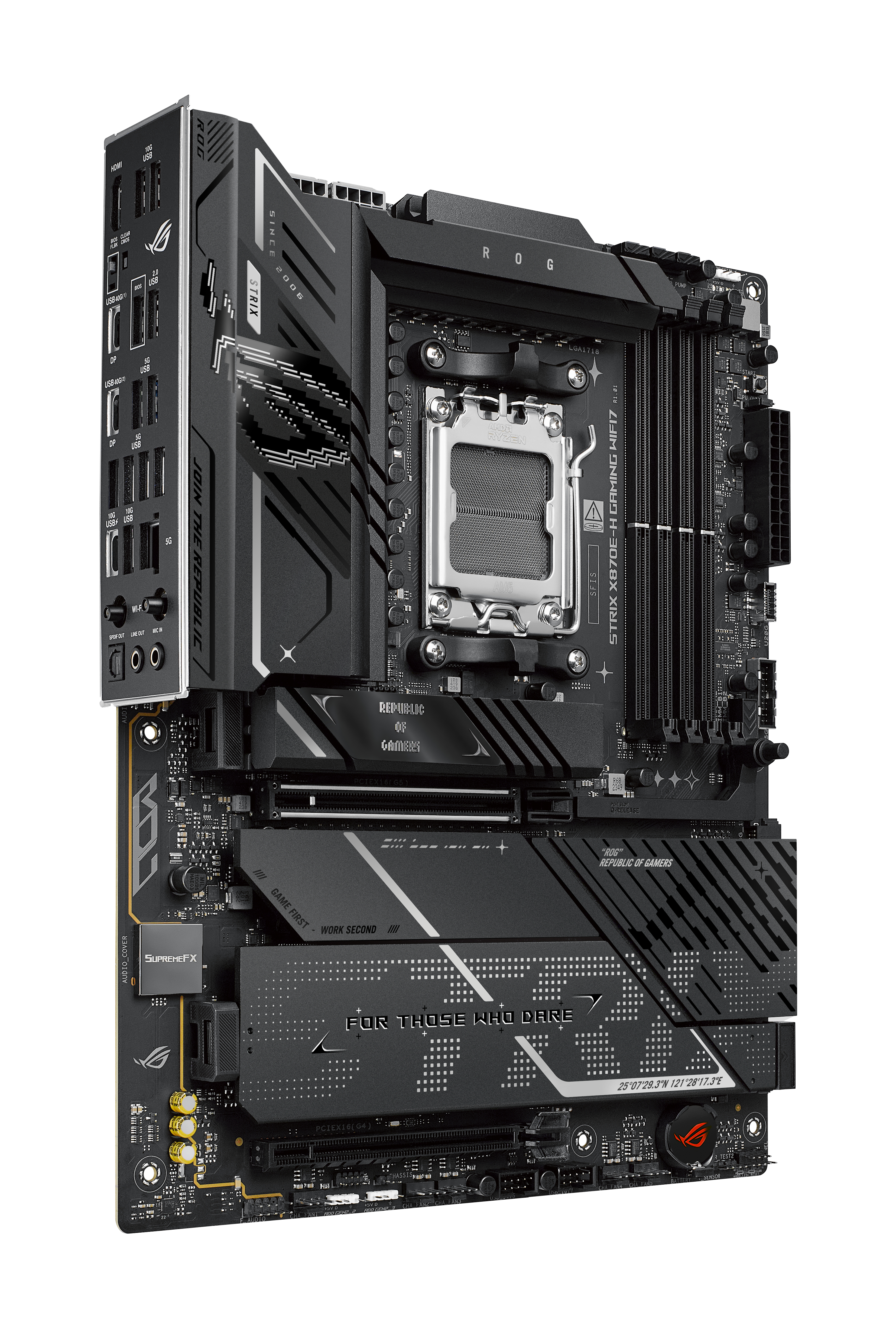 Zwart computer moederbord met zilveren componenten en het ROG-logo. Tekst bevat 'Republic of Gamers'.