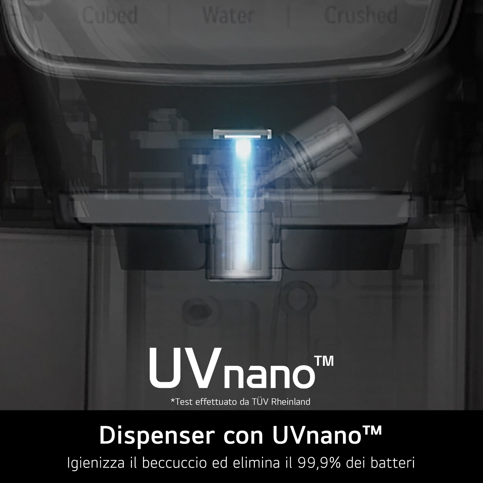 Pokazano dozownik z technologią UVnano. Niebieskie światło wskazuje na dezynfekcję dyszy i eliminację bakterii.