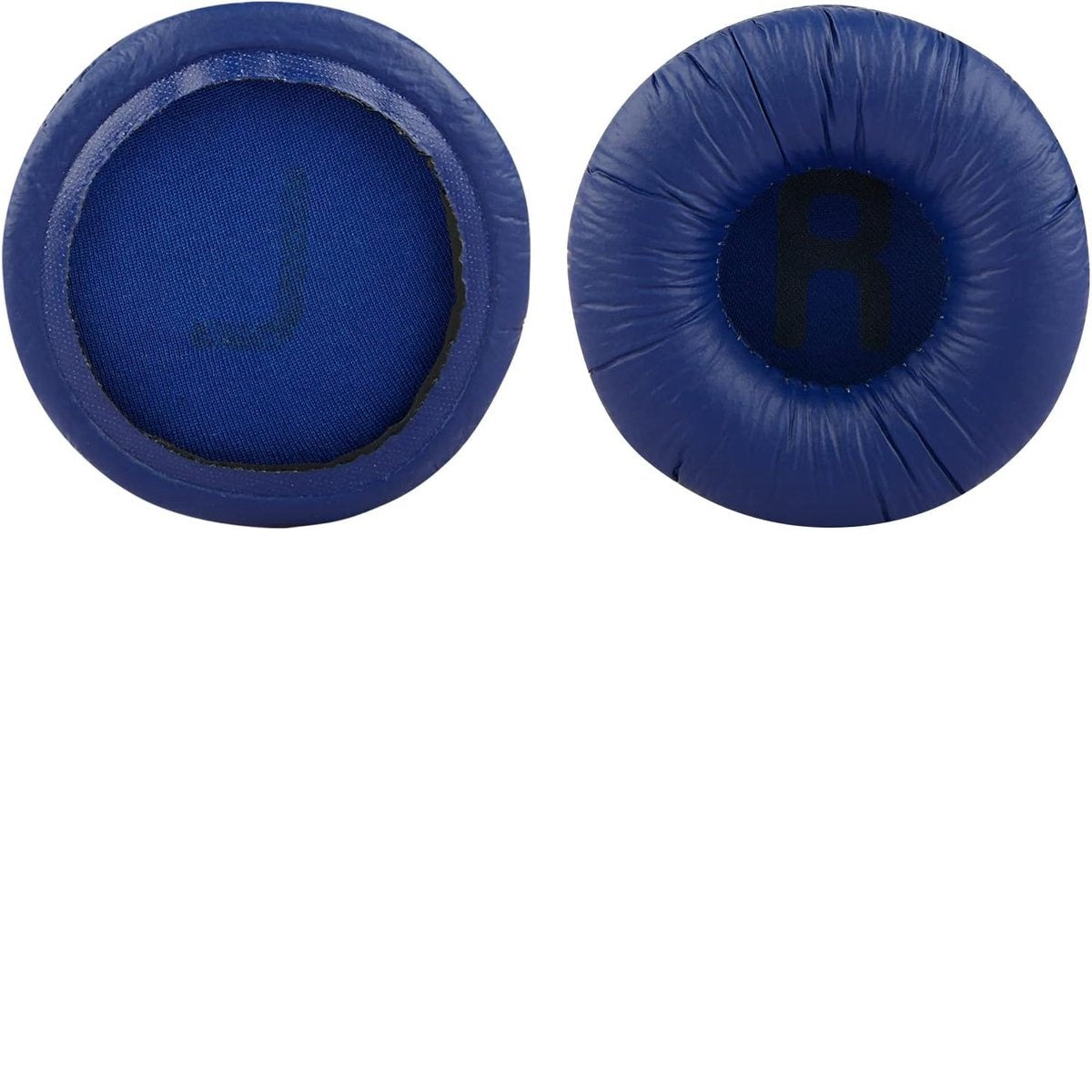 Twee blauwe oorkussens. De linker heeft een 'L' en de rechter een 'R'. Beide op een witte achtergrond.