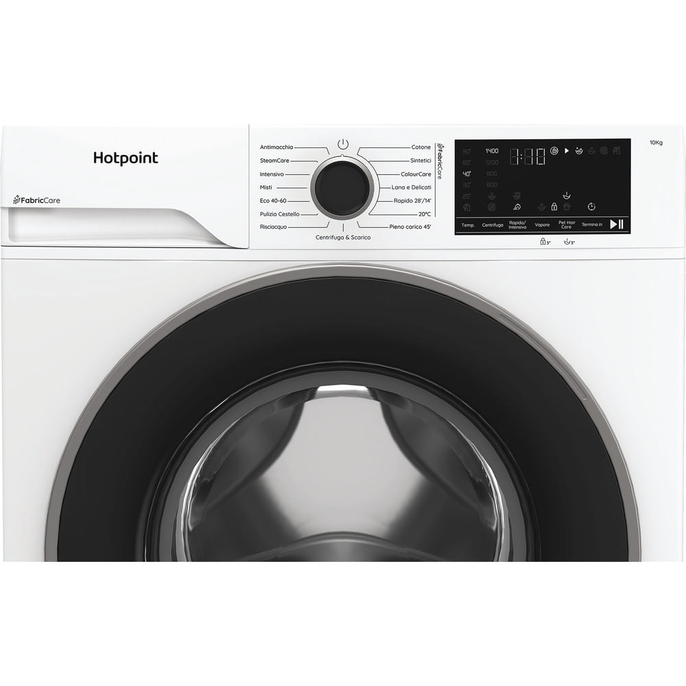 Una lavatrice Hotpoint bianca. Ha un telaio della porta nero, un pannello di controllo e vari pulsanti.
