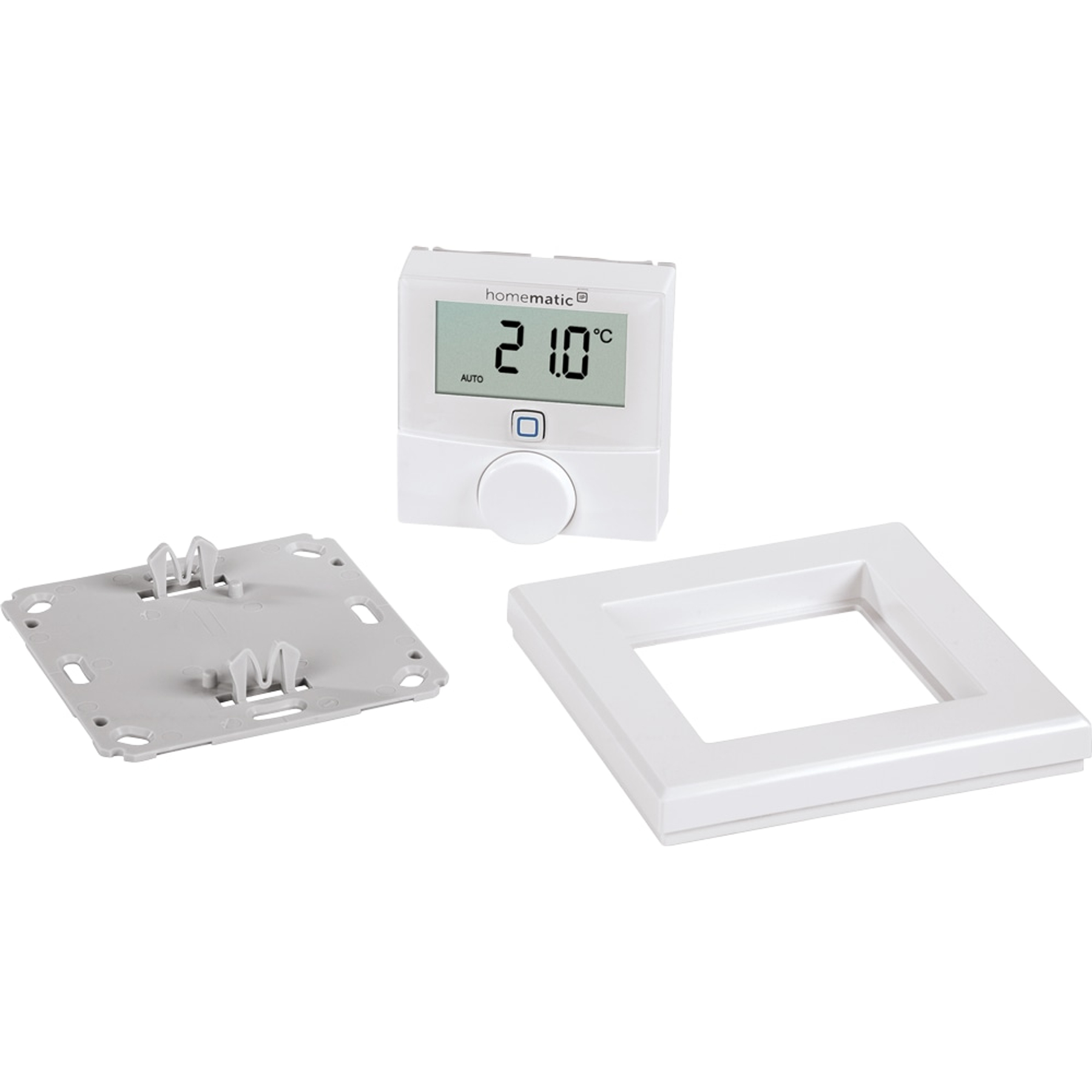 Ein weißes Thermostat zeigt 21,0°C an. Es hat einen Knopf und befindet sich neben einem weißen Rahmen und einer grauen Montageplatte.