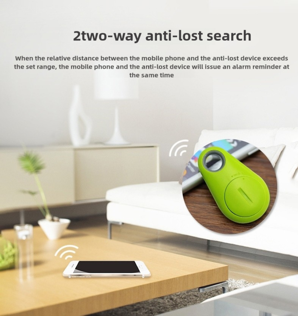 Ein grünes Anti-Lost-Gerät und ein Smartphone auf einem Tisch, mit einem Sofa im Hintergrund. Text erklärt die Funktion.