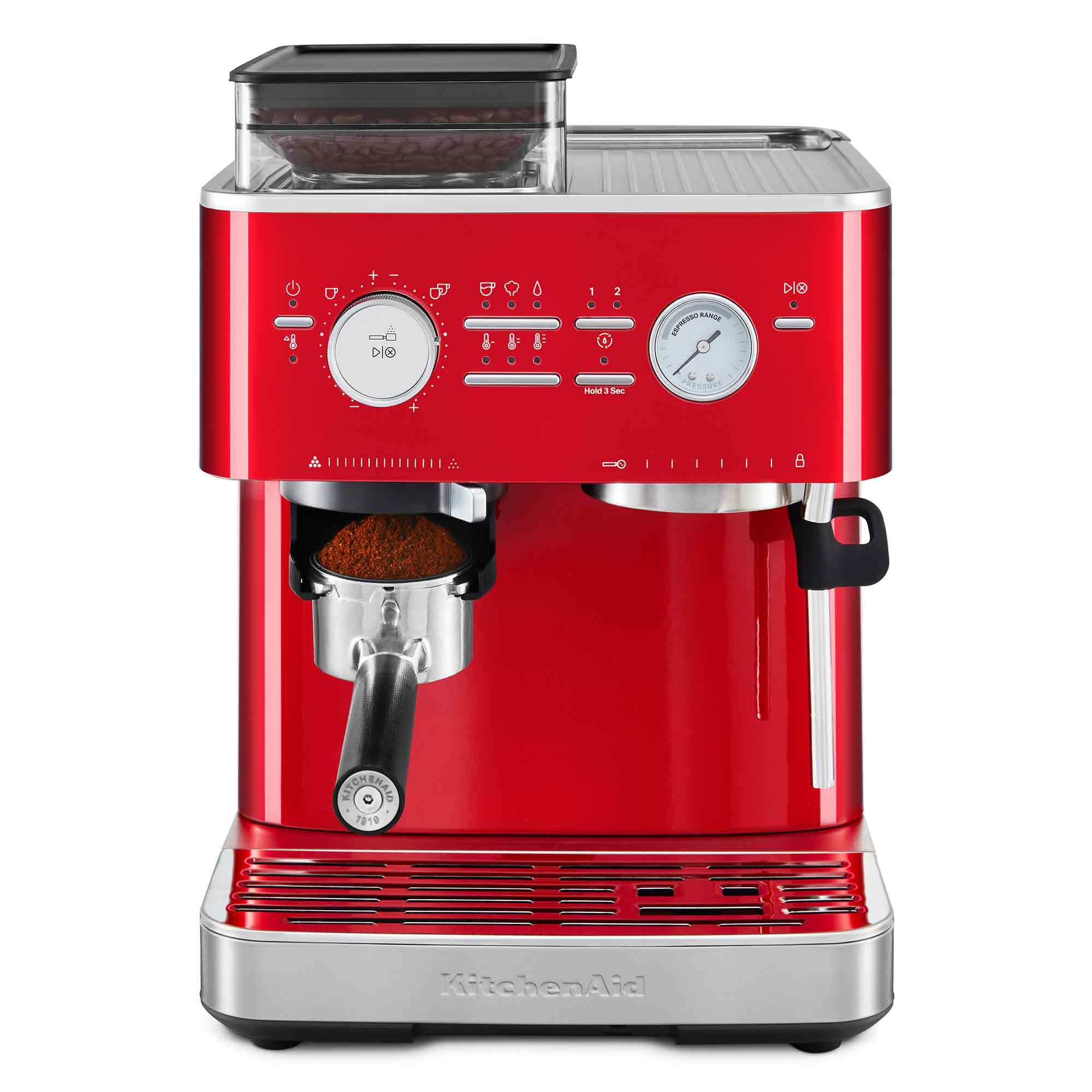 Eine rote KitchenAid Espressomaschine mit Bohnenbehälter, Manometer und Siebträger mit Kaffeepulver.