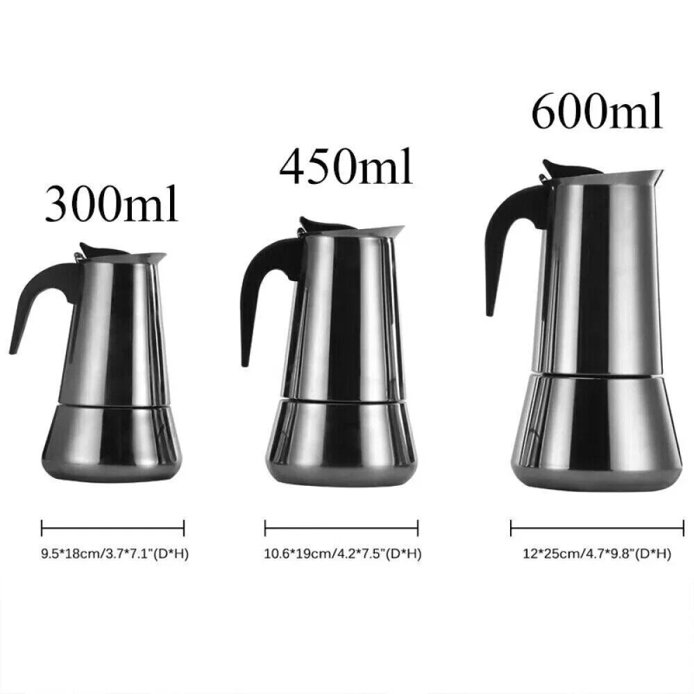 Drei Espressokocher aus Edelstahl mit 300 ml, 450 ml und 600 ml Fassungsvermögen werden mit Abmessungen angezeigt.