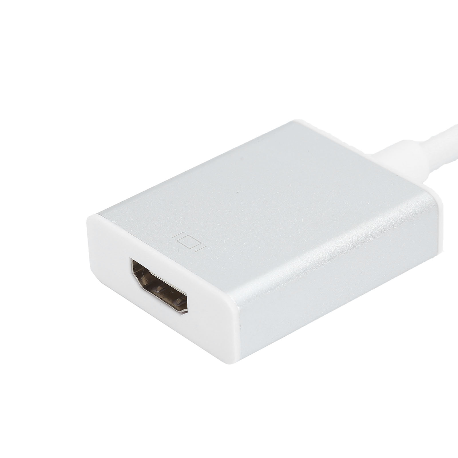 Ein silberner HDMI-Adapter mit einem weißen Kunststoffende und einem weißen Kabel auf weißem Hintergrund.