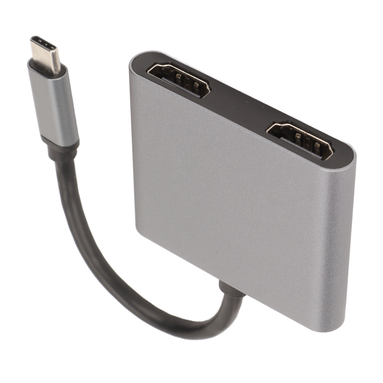 Ein silberner USB-C-zu-HDMI-Adapter. Er hat einen USB-C-Anschluss, ein schwarzes Kabel und einen silbernen rechteckigen Block mit zwei HDMI-Anschlüssen.