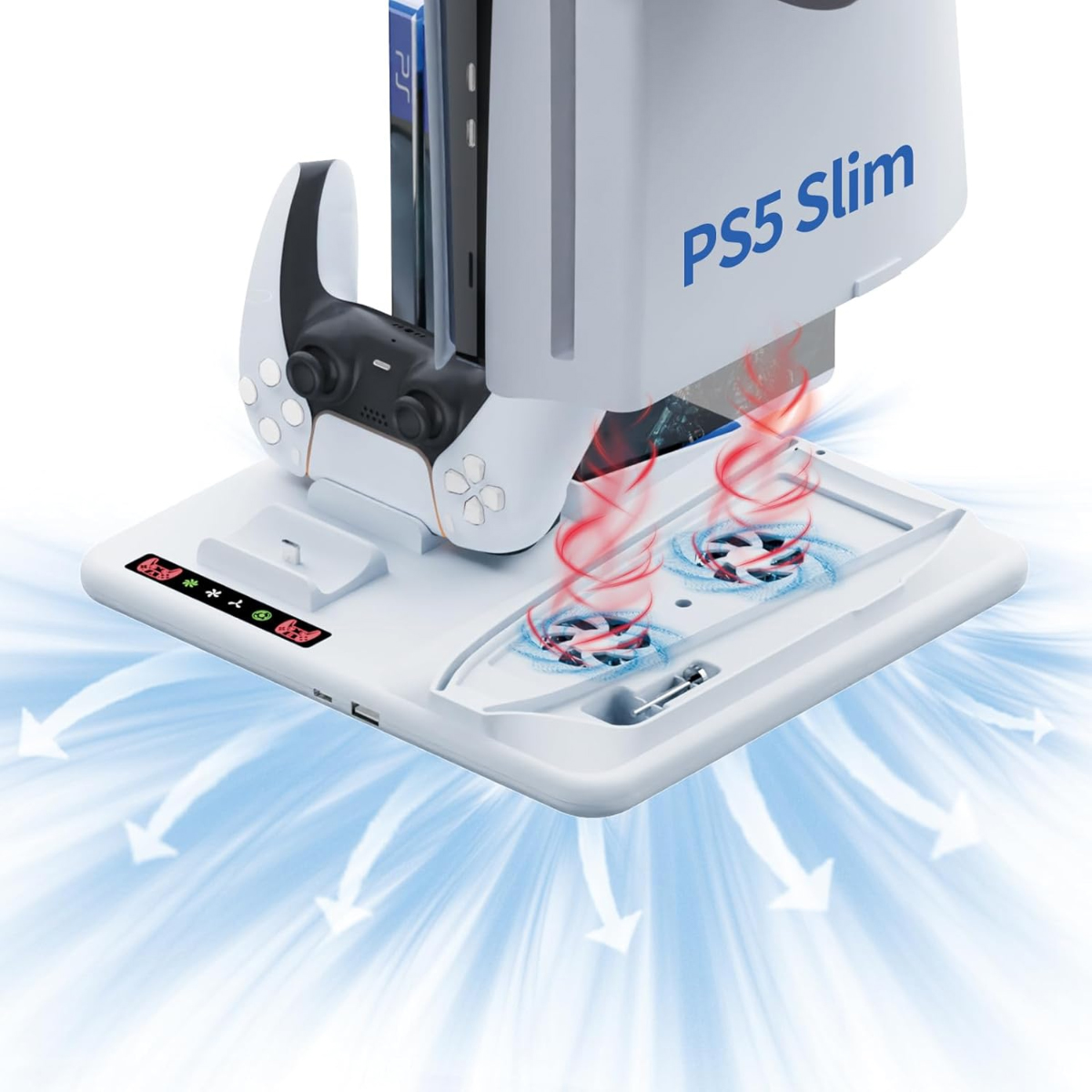 Ein weißer PS5 Slim-Ständer mit Controller, Konsole und Lüftern. Rote Luftstromgrafiken und blaue Pfeile zeigen die Kühlung.