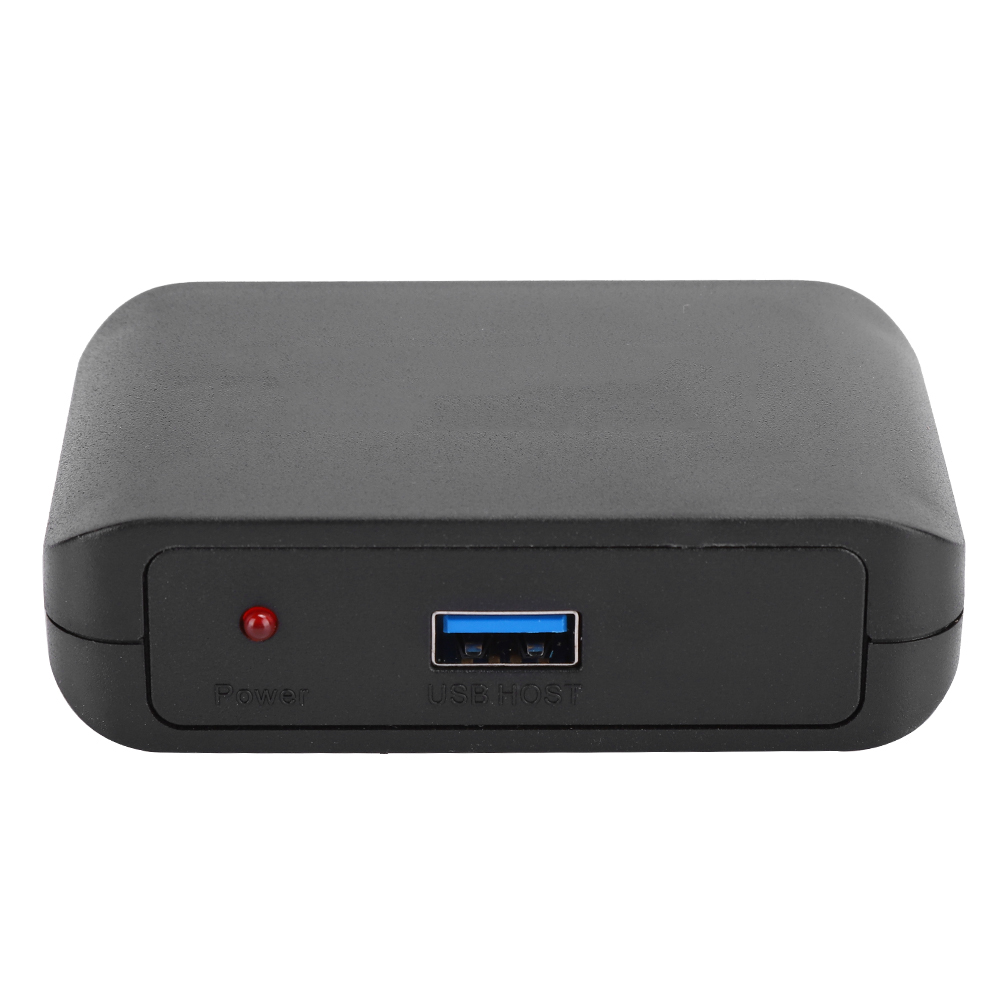 Ein schwarzer USB-Hub mit roter Power-Leuchte und USB-Anschluss mit der Bezeichnung 'USB HOST'. Der Hintergrund ist weiß.
