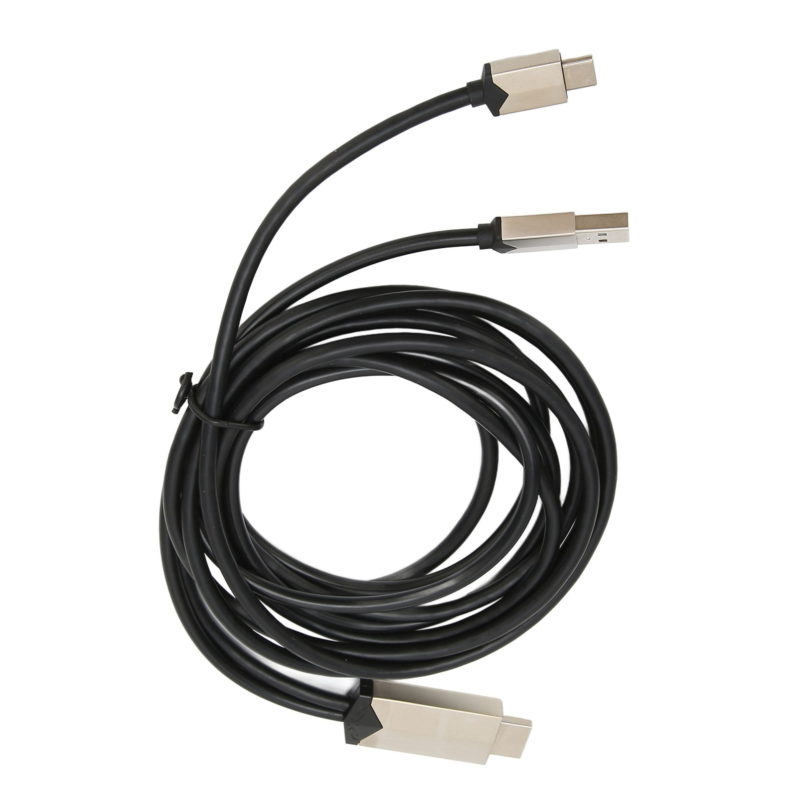 Ein schwarzes USB-Kabel mit drei silbernen Steckern, aufgerollt und mit einem schwarzen Band gesichert, auf weißem Hintergrund.