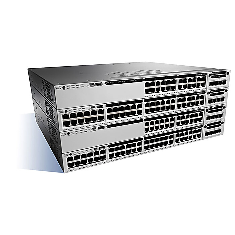 Vier gestapelte, silberne Cisco-Netzwerk-Switches. Jeder Switch hat mehrere Ports und Kontrollleuchten. Cisco-Logo sichtbar.