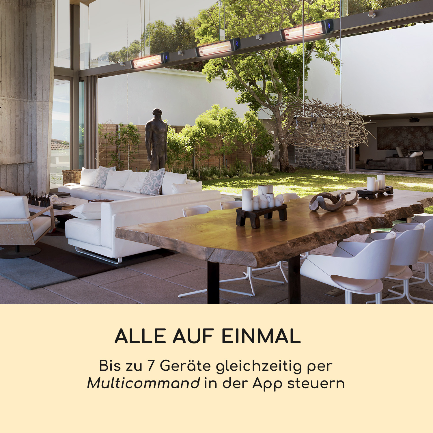 Modernes Wohnzimmer mit großem Holztisch, weißen Stühlen und weißem Sofa. Überkopf montierte Heizstrahler.