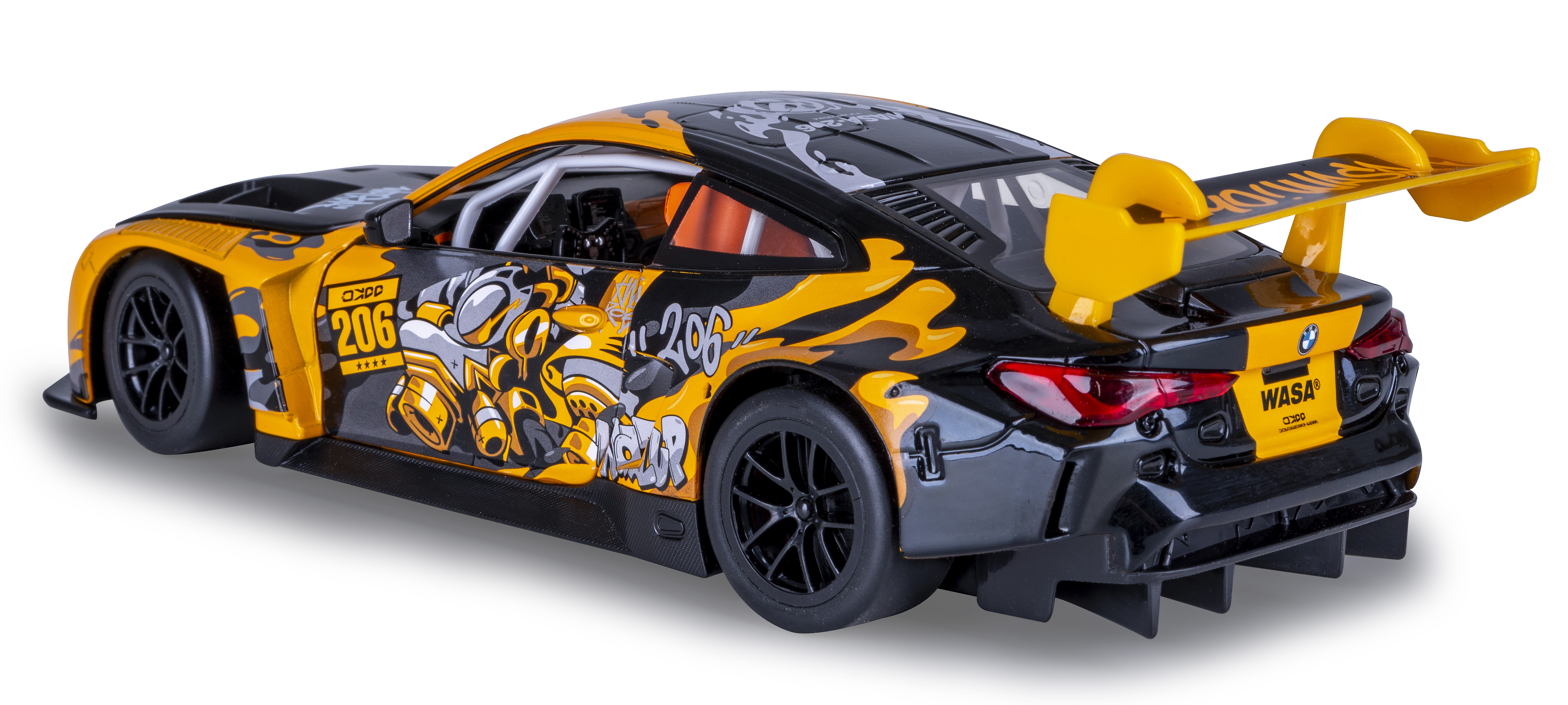 Ein schwarz-gelbes Rennwagen-Spielzeug mit Spoiler. Es hat die Nummer 206 auf der Seite und das BMW-Logo auf der Rückseite.