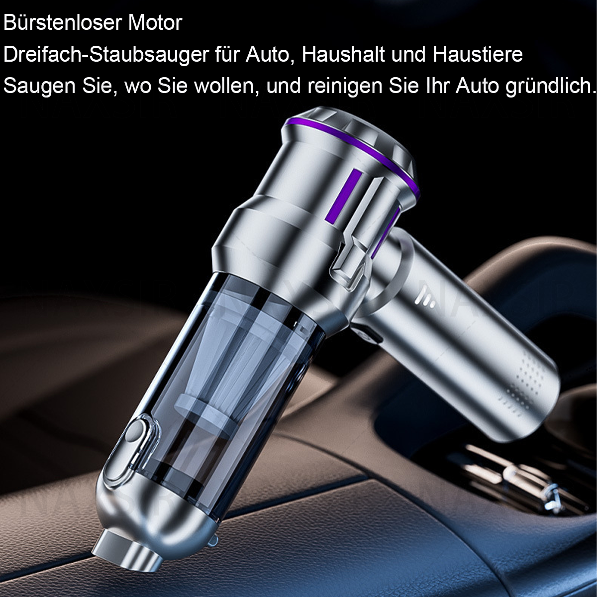Ein silberner und violetter Handstaubsauger wird gezeigt, leicht von oben abgewinkelt, vor einem verschwommenen Autoinnenraumhintergrund.