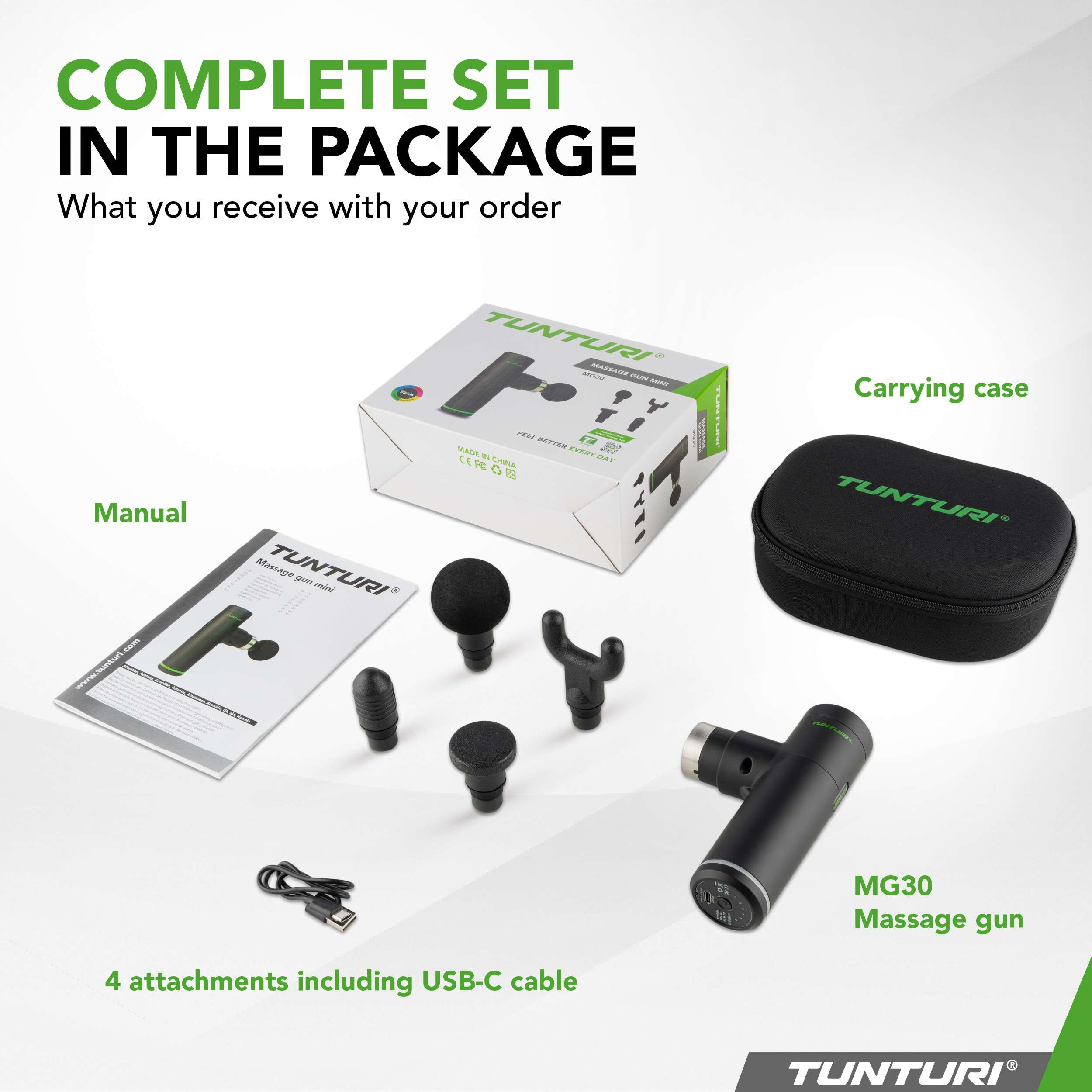 Een complete massagepistoolset met hulpstukken, draagtas, handleiding en USB-C-kabel, op een wit oppervlak.